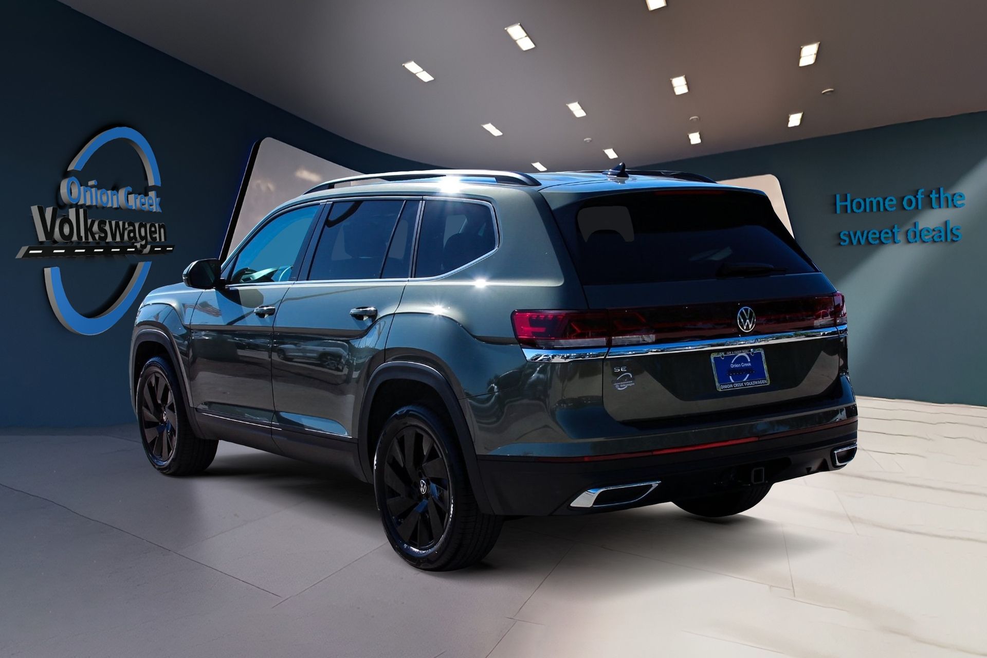 View vehicle photo 6