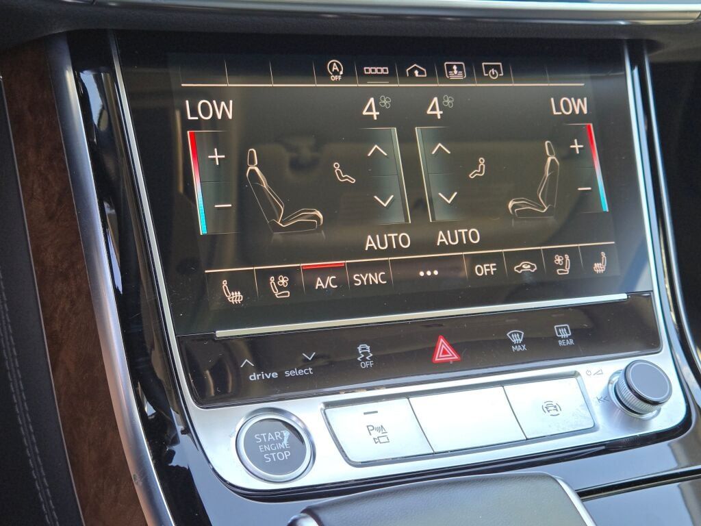 2022 Audi A8 L 55 Quattro photo 30