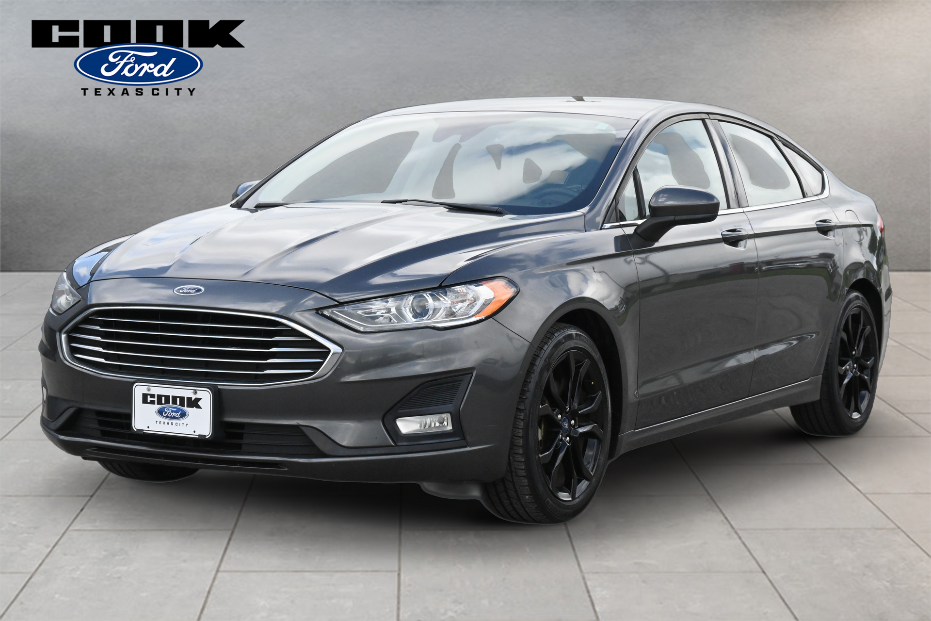 Gray (Magnetic) 2020 Ford Fusion SE FWD Sedan Front-Wheel Drive 6-Speed Automatic
