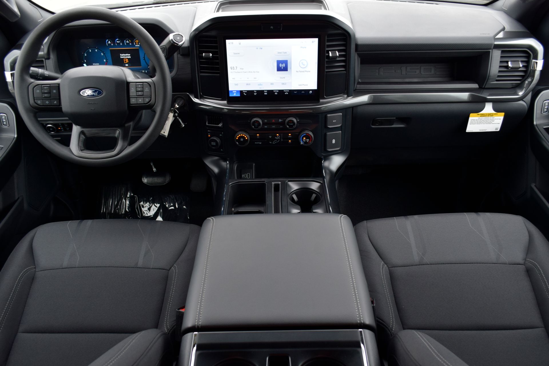 View vehicle photo 7