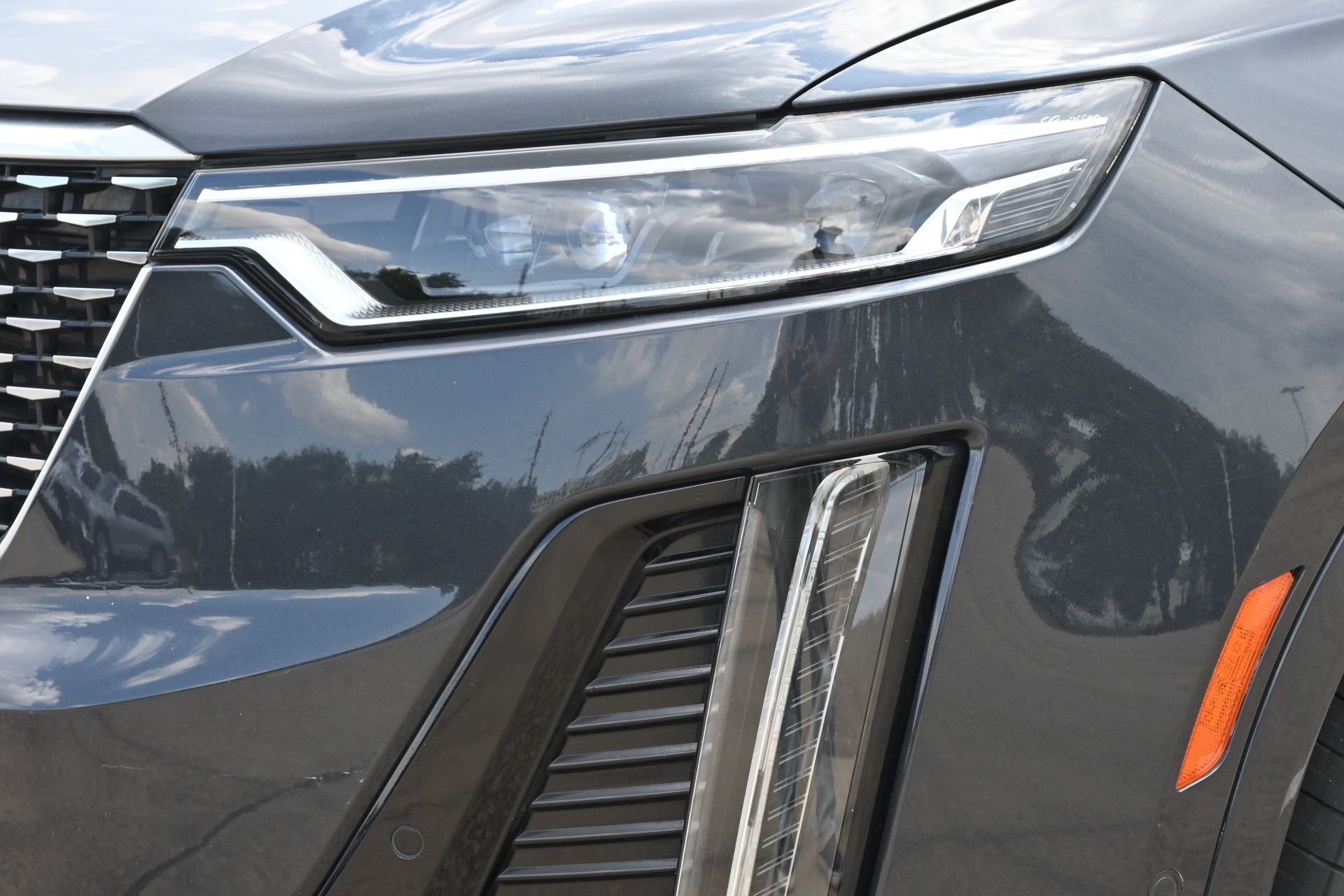 2023 Cadillac XT6 Premium Luxury Green at Bayway Cadillac Southwest