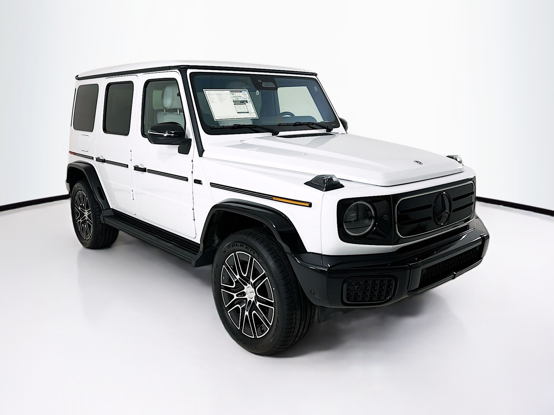 MANUFAKTUR Moonlight White Metallic 2026 Mercedes-Benz G-Class G 580 4MATIC with EQ Technology SUV / Crossover All-Wheel Drive 2-Speed Automatic