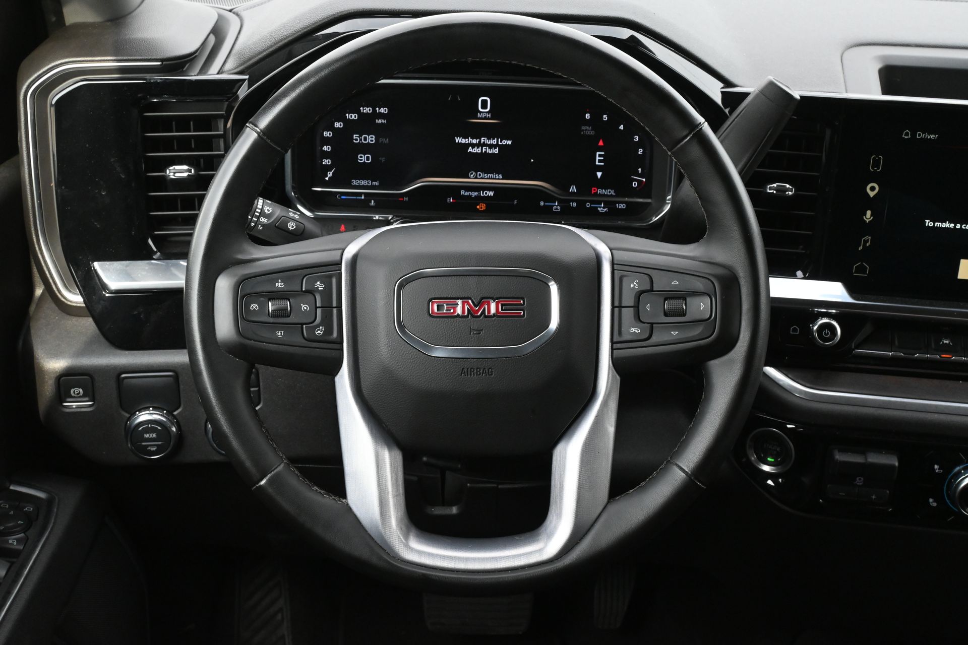 2025 GMC Sierra 1500 SLT - 9