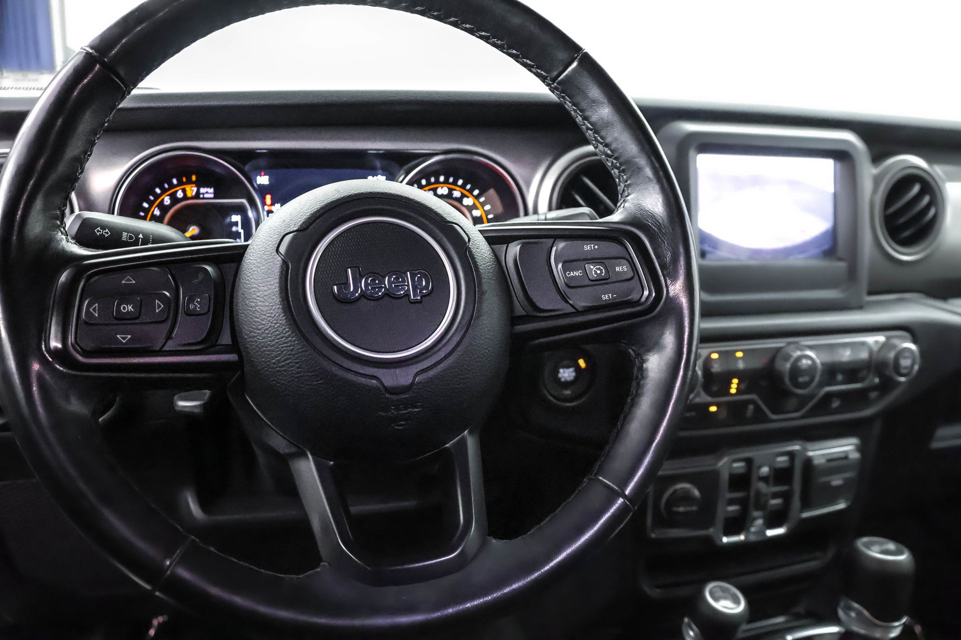 2021 JEEP WRANGLER - Image 33