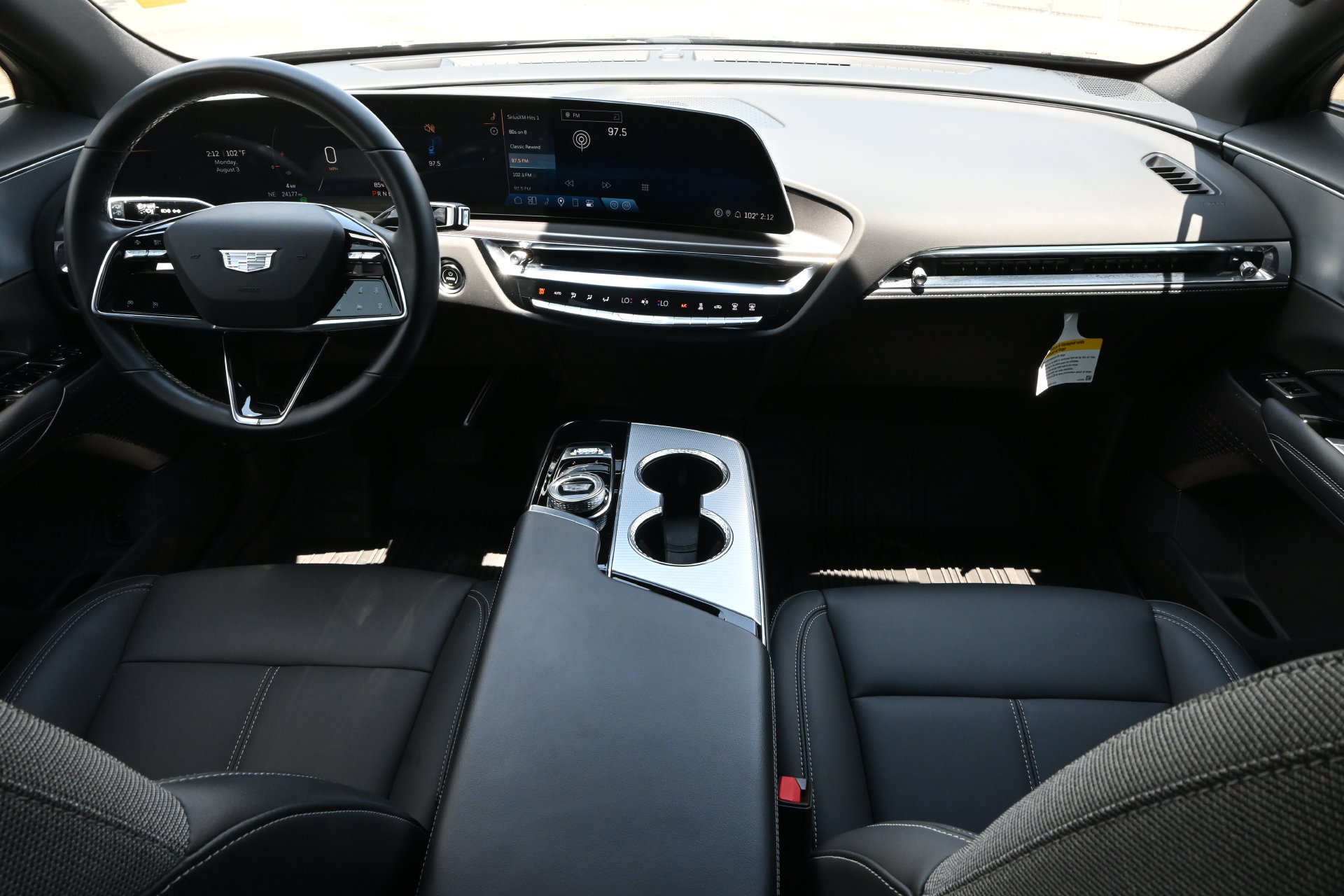 2024 Cadillac LYRIQ Tech - 6