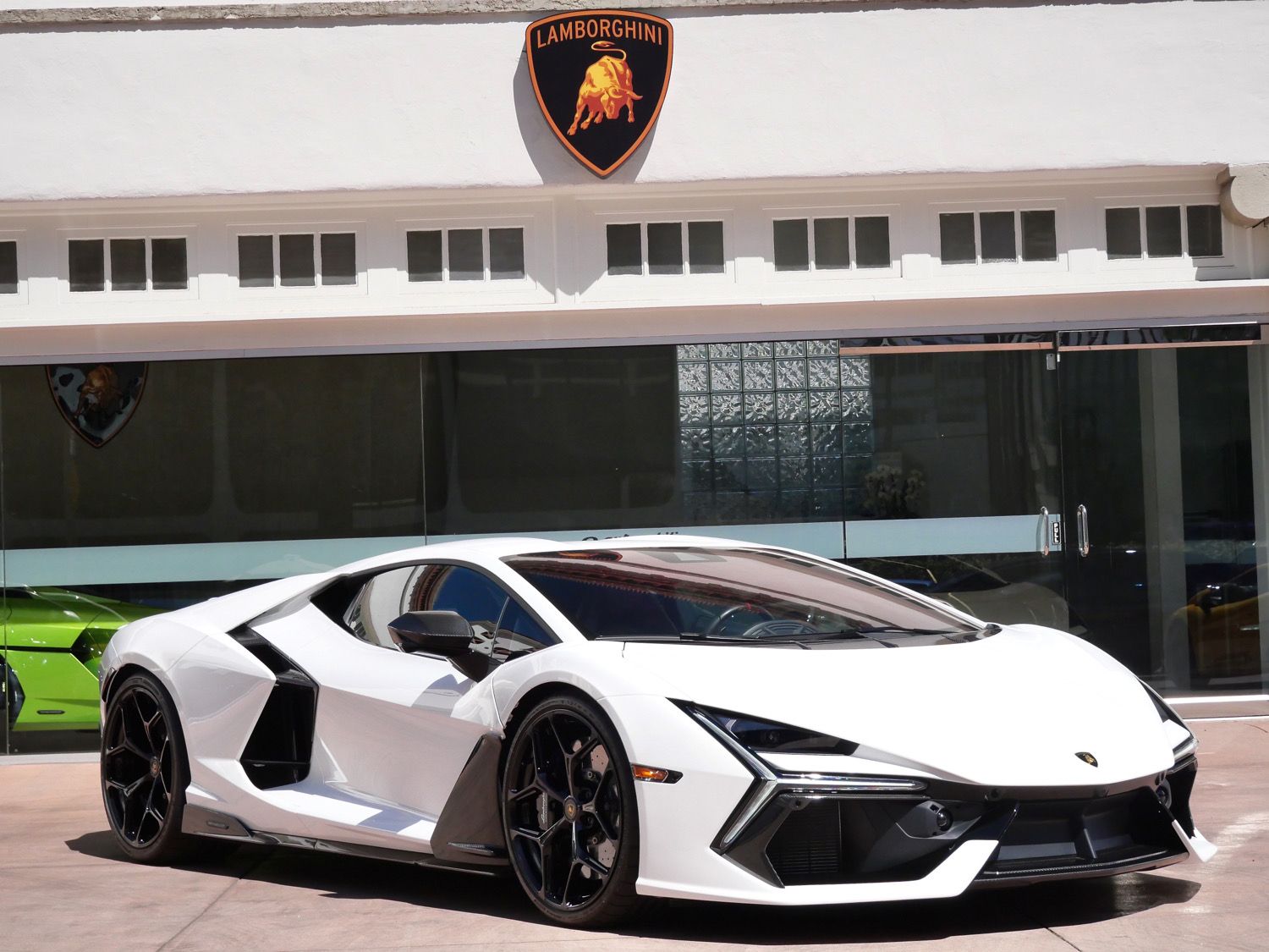 Bianco Siderale 2024 Lamborghini Revuelto AWD Coupe All-Wheel Drive 8-Speed Dual Clutch