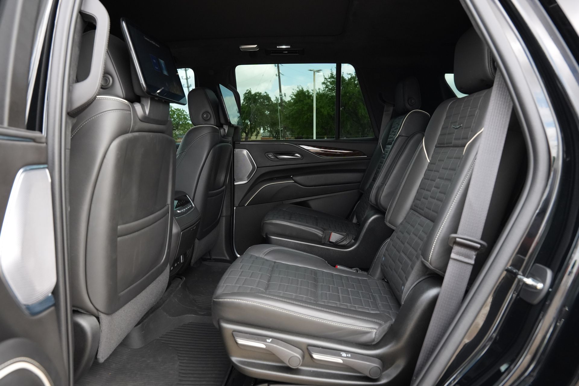 2022 Cadillac Escalade Sport Platinum Black at Bayway Cadillac of The Woodlands