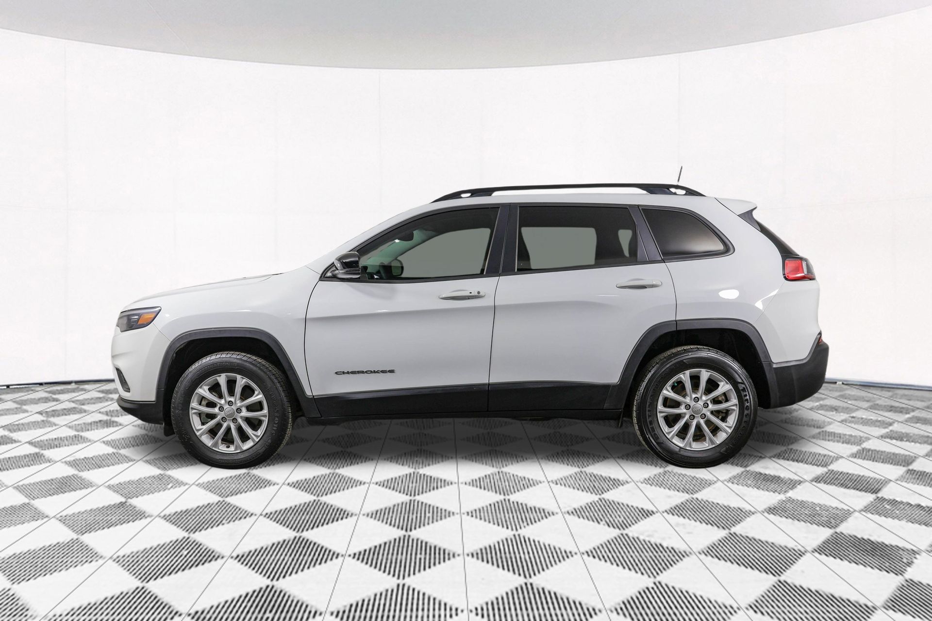 2022 JEEP CHEROKEE - Image 9