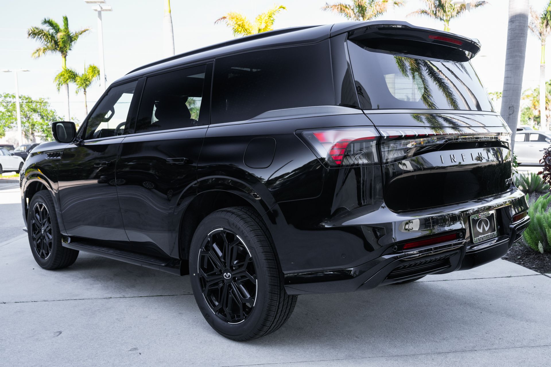 new 2026 INFINITI QX80 car, priced at $89,330