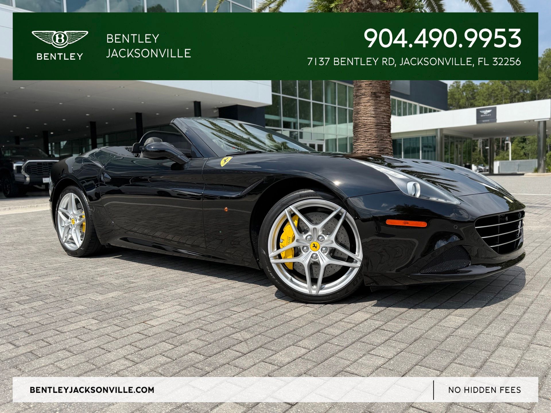 Nero Daytona Metallic 2016 Ferrari California T Roadster Convertible Rear-Wheel Drive 7-Speed Manual
