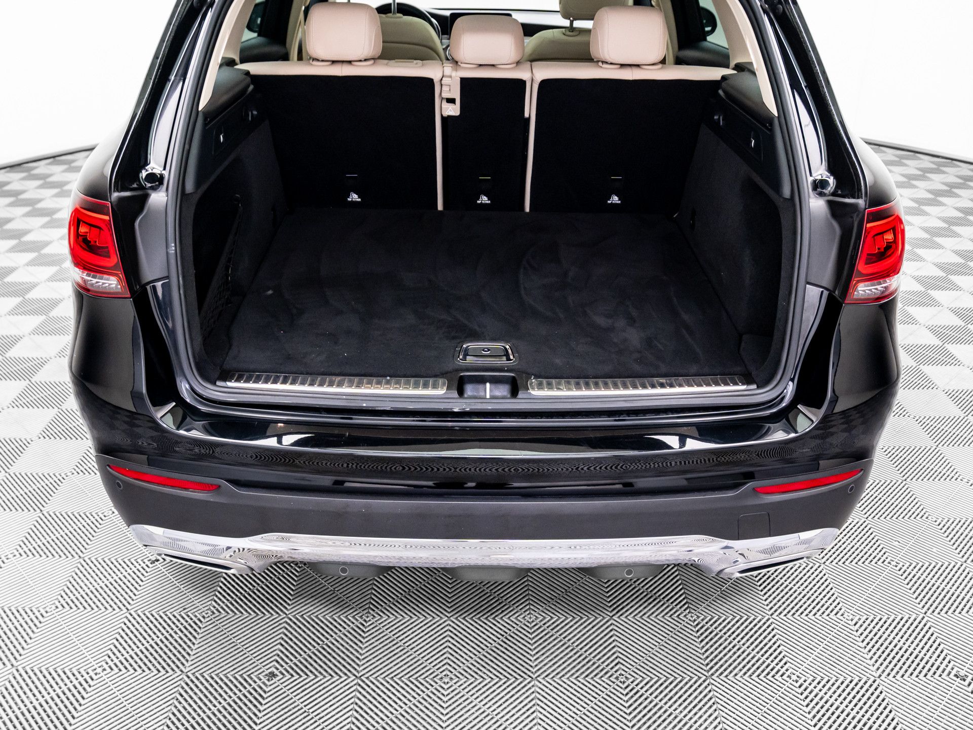 2022 Mercedes-Benz GLC GLC 300 photo