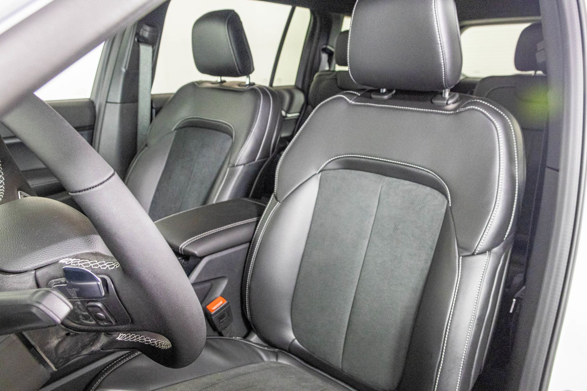 2025 JEEP GRAND CHEROKEE L - Image 15