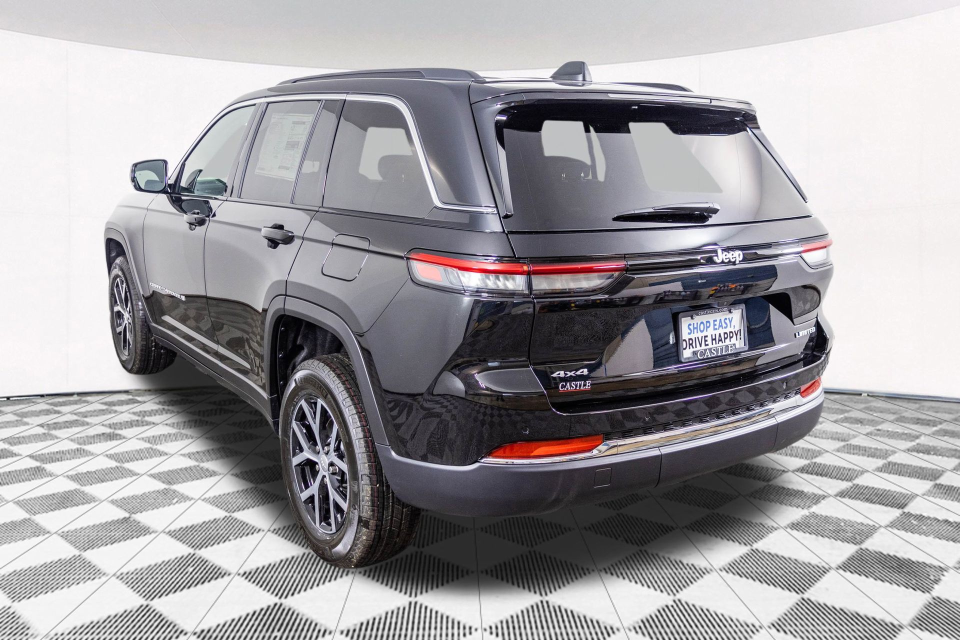 2025 JEEP GRAND CHEROKEE - Image 12