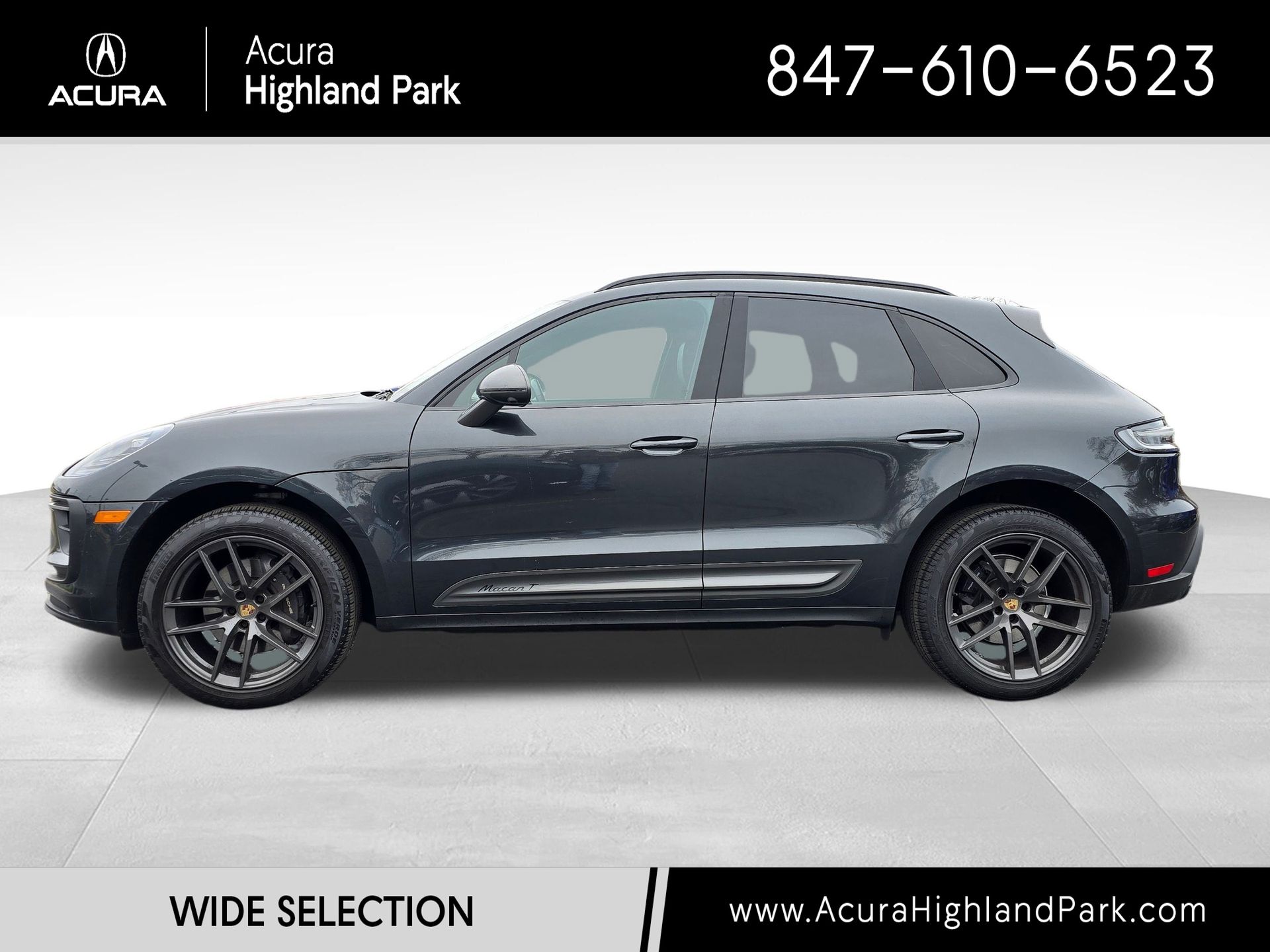 2023 Porsche Macan T 3