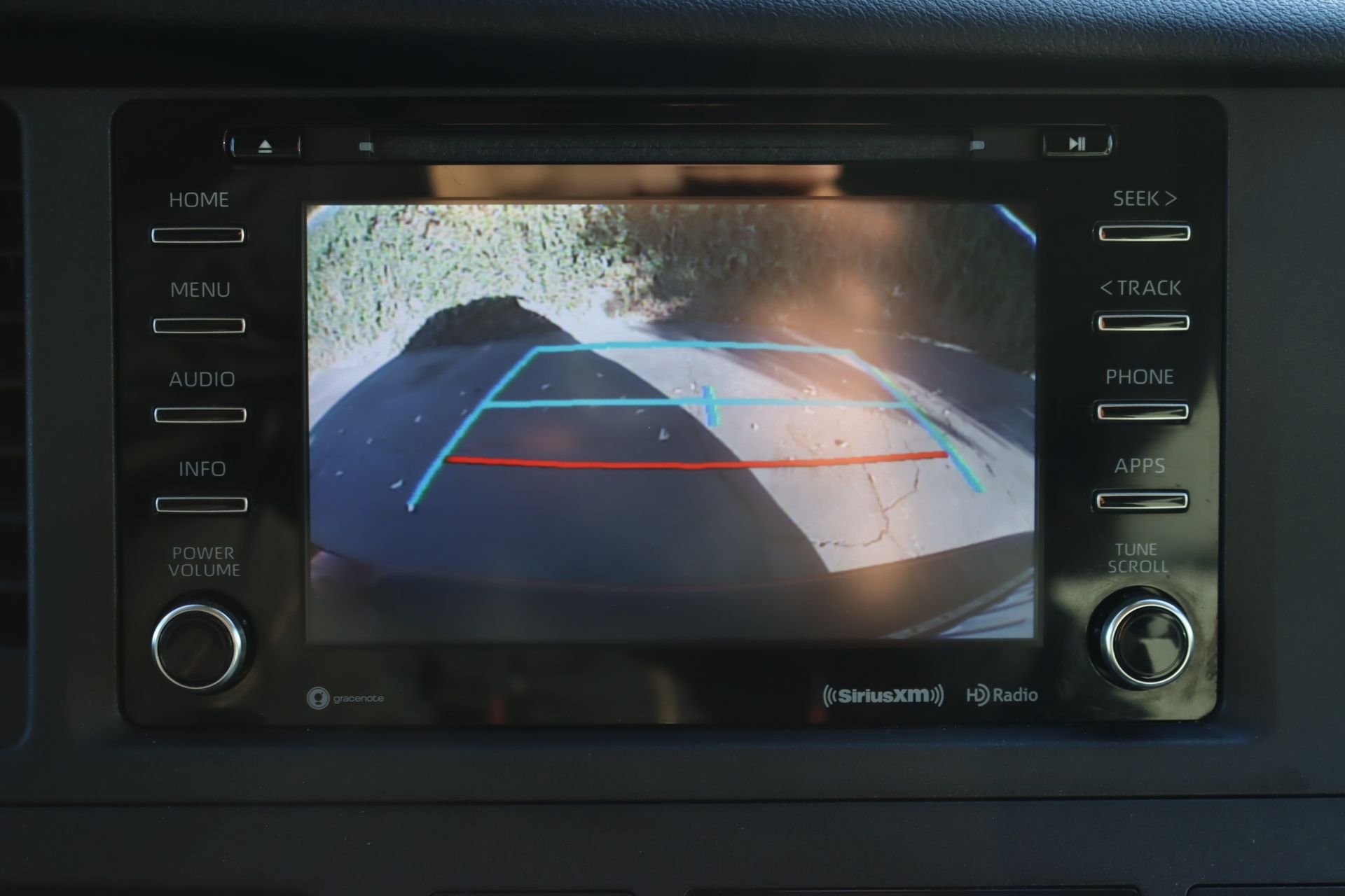 2018 Toyota Sienna LE photo