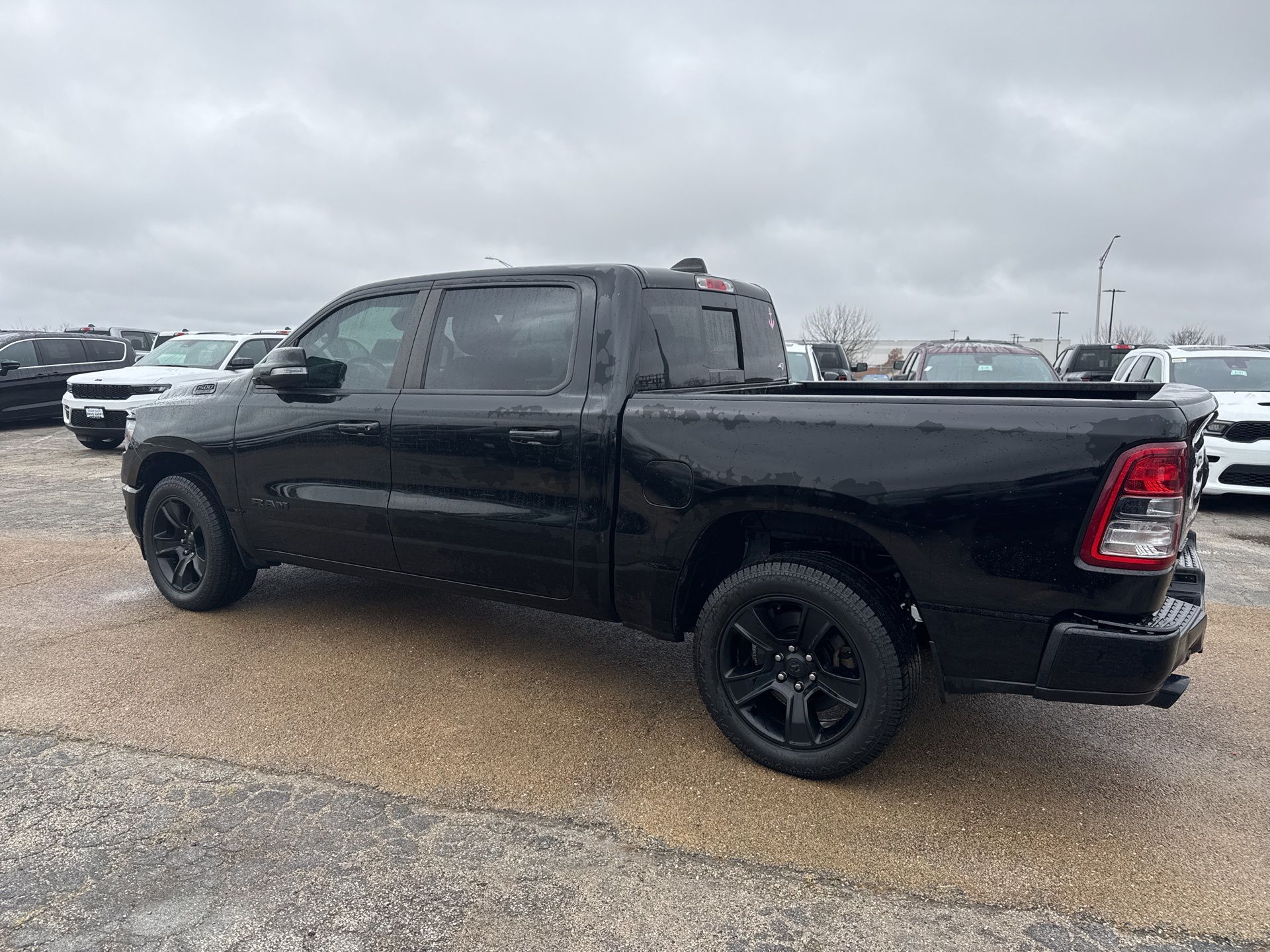 2020 RAM 1500 - Image 7