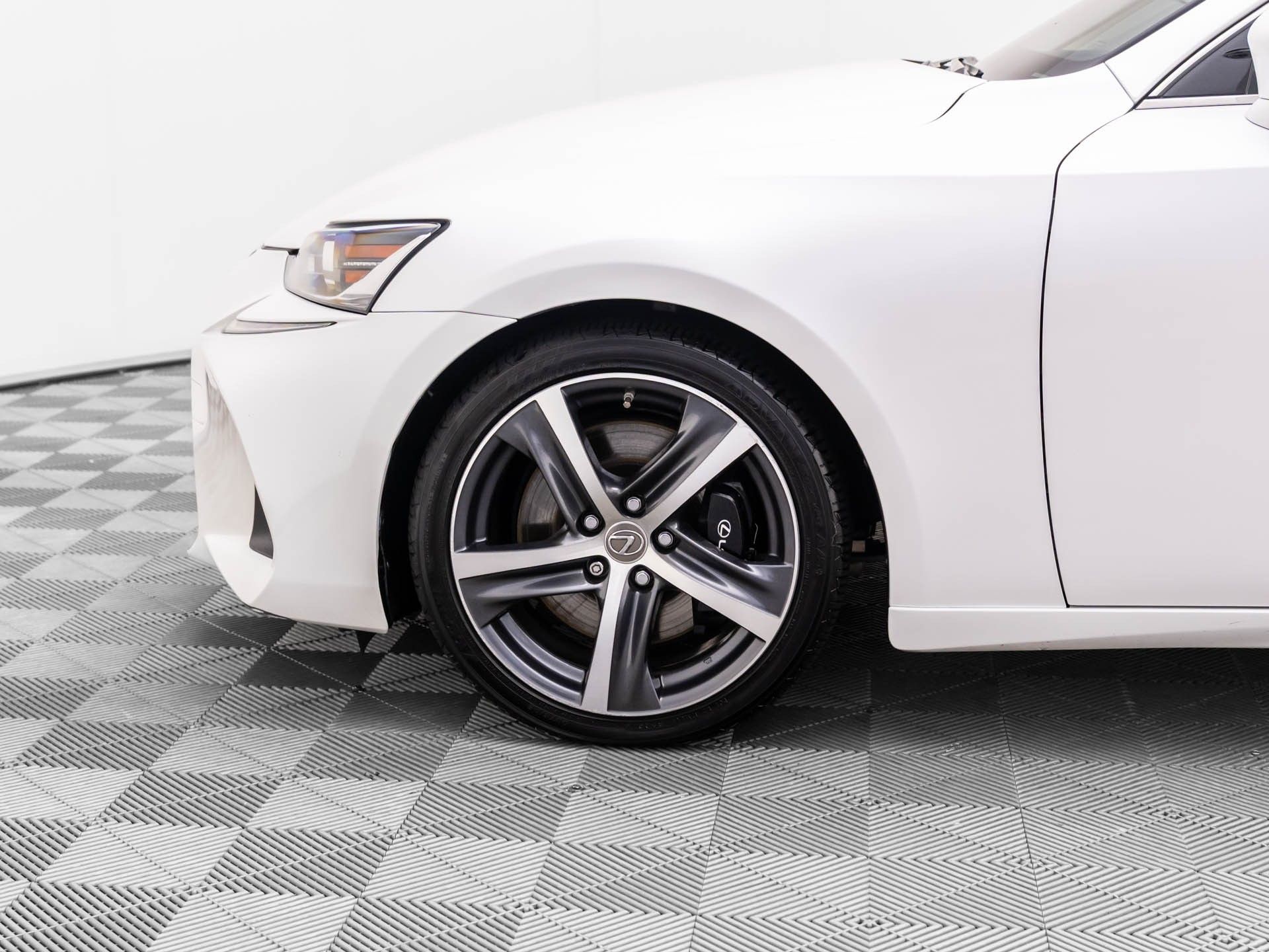 2018 Lexus IS IS photo