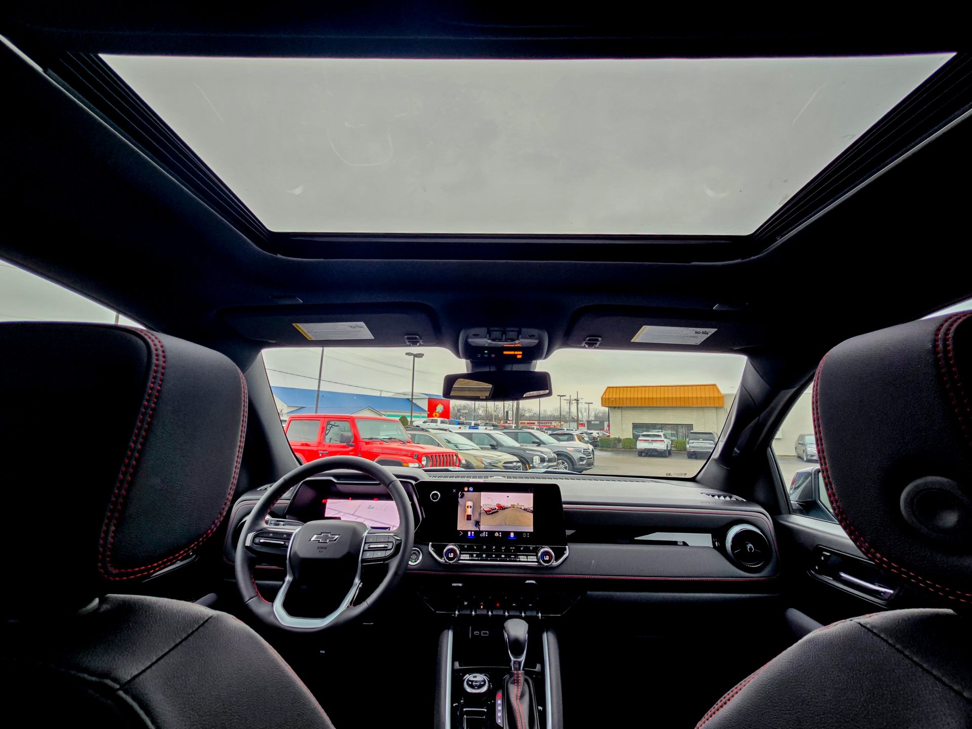 View vehicle photo 6