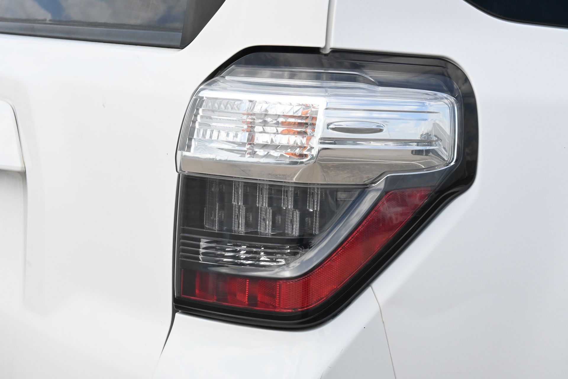 2014 Toyota 4Runner SR5 Premium White at Emmons Autoplex