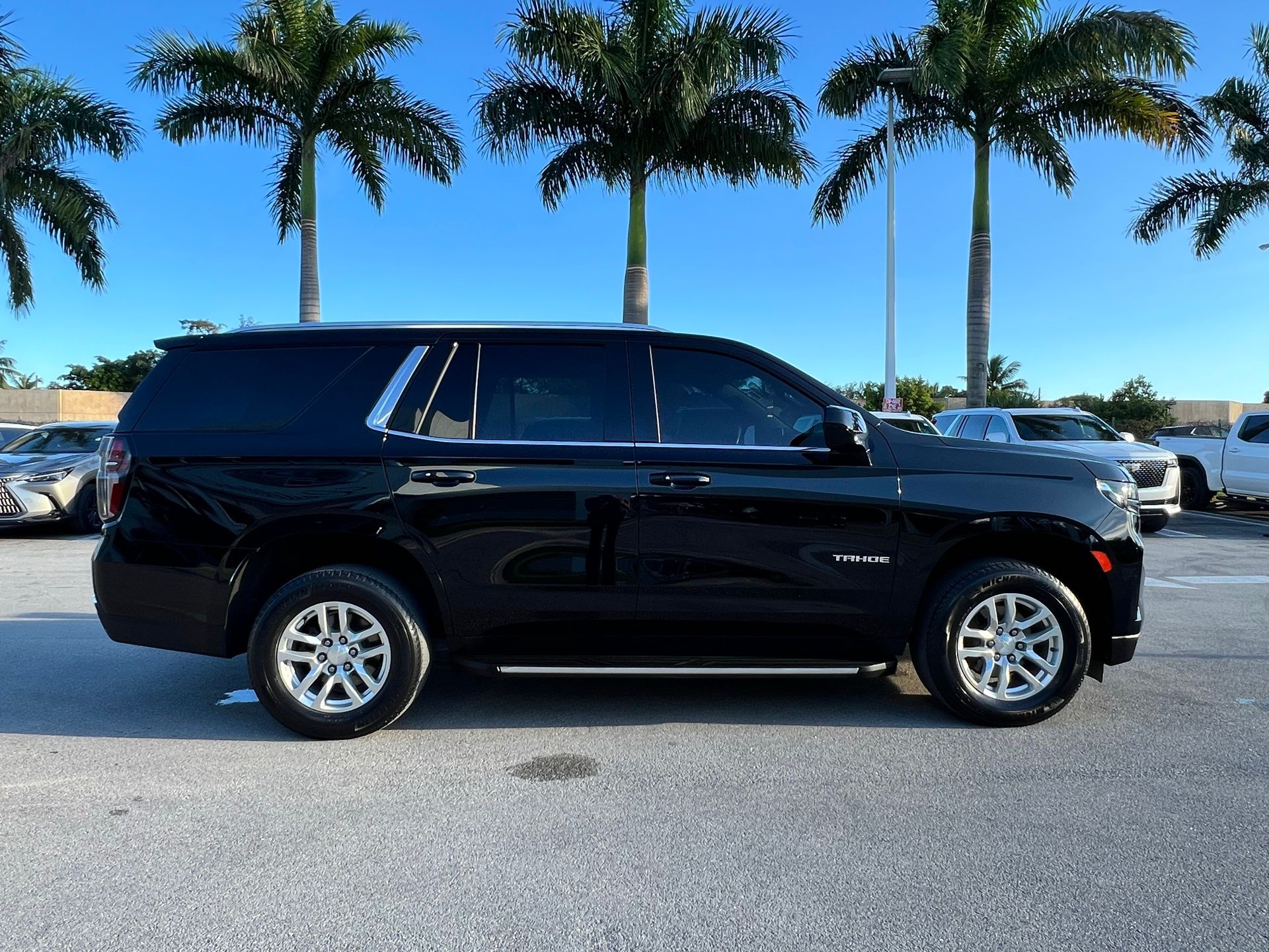 2021 Chevrolet Tahoe LS 24