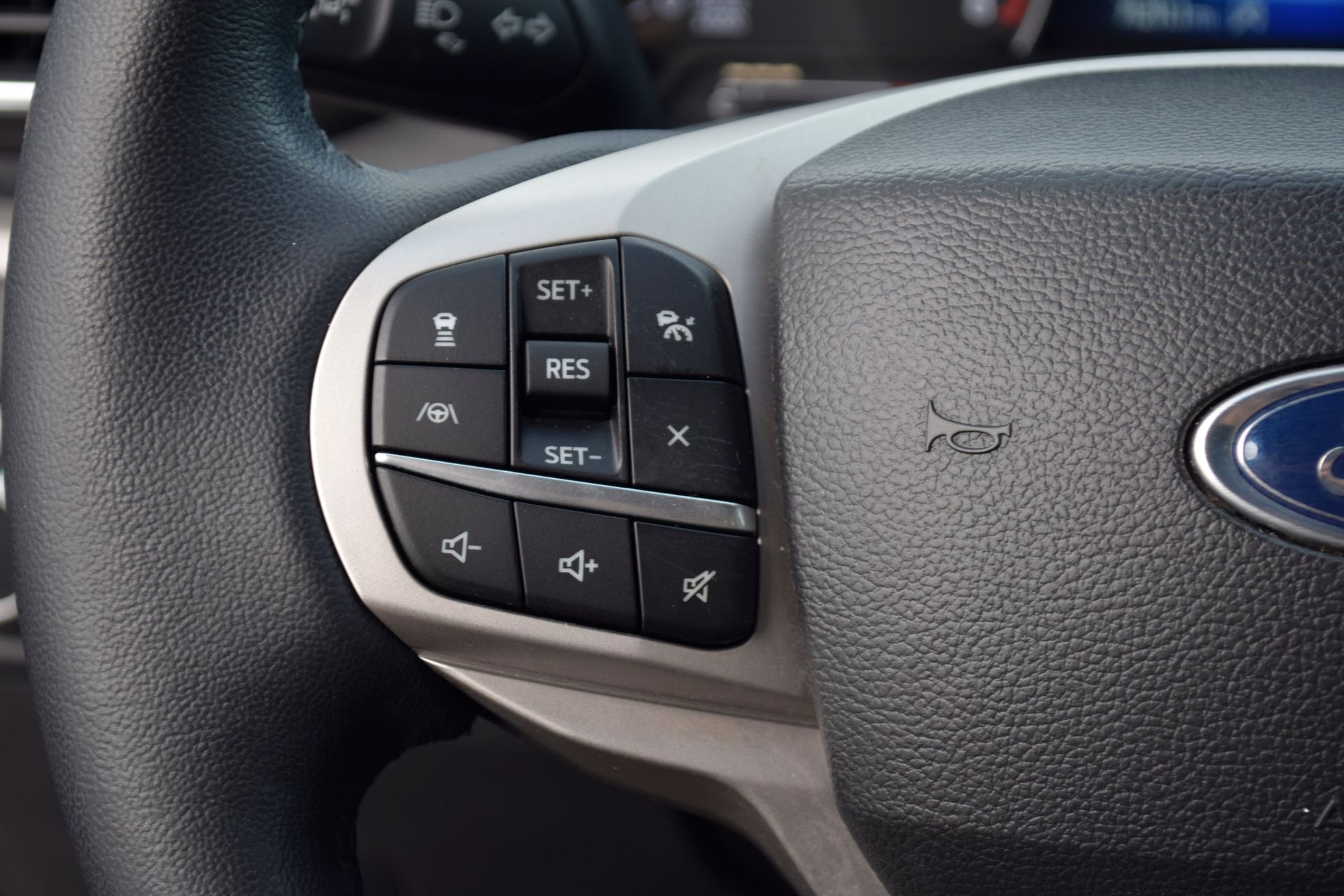 2023 Ford Explorer XLT Silver at DeMontrond Gulf Freeway