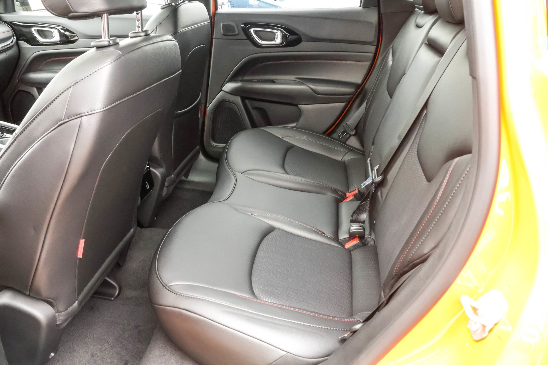 2026 JEEP COMPASS - Image 12