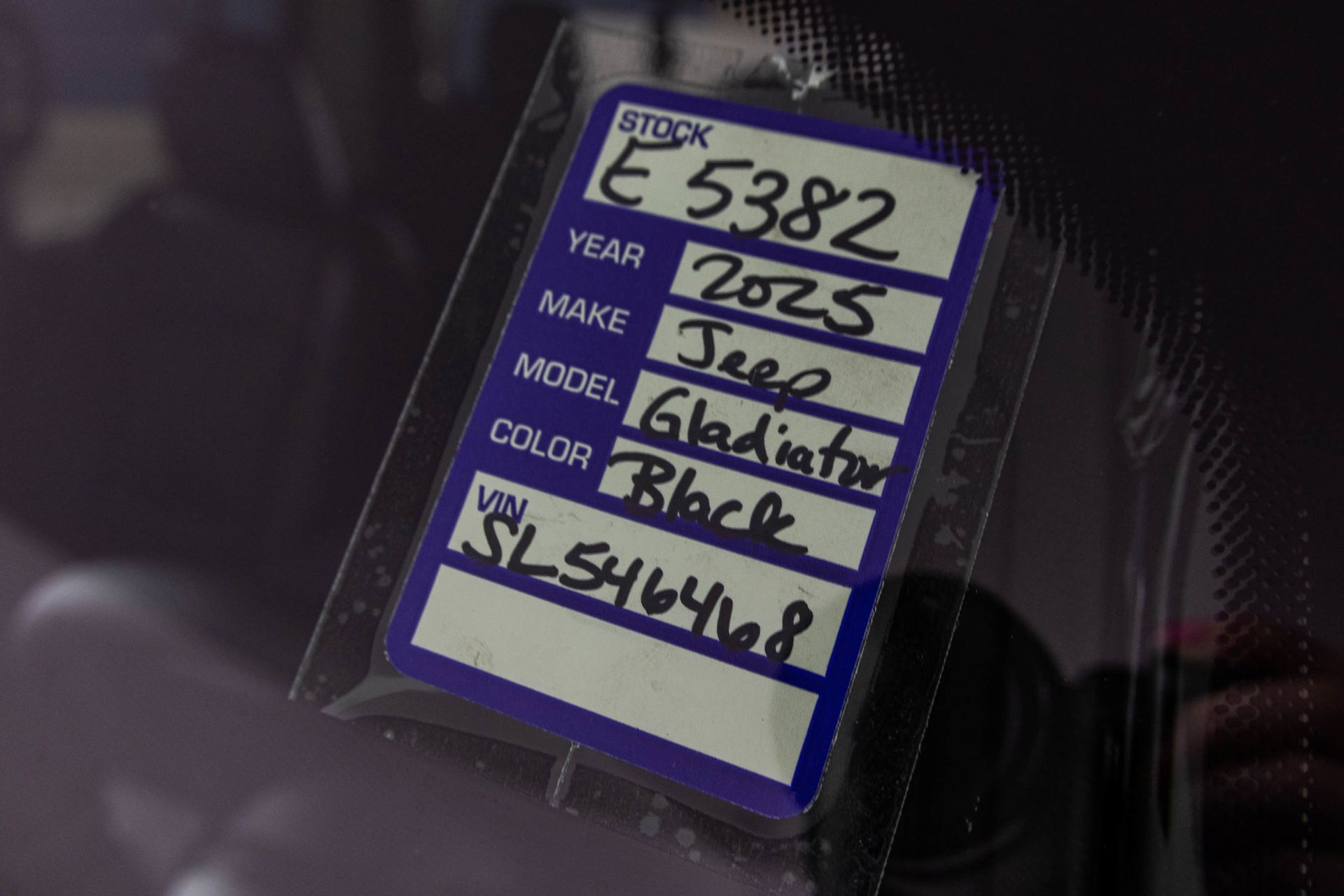 2025 JEEP GLADIATOR - Image 37