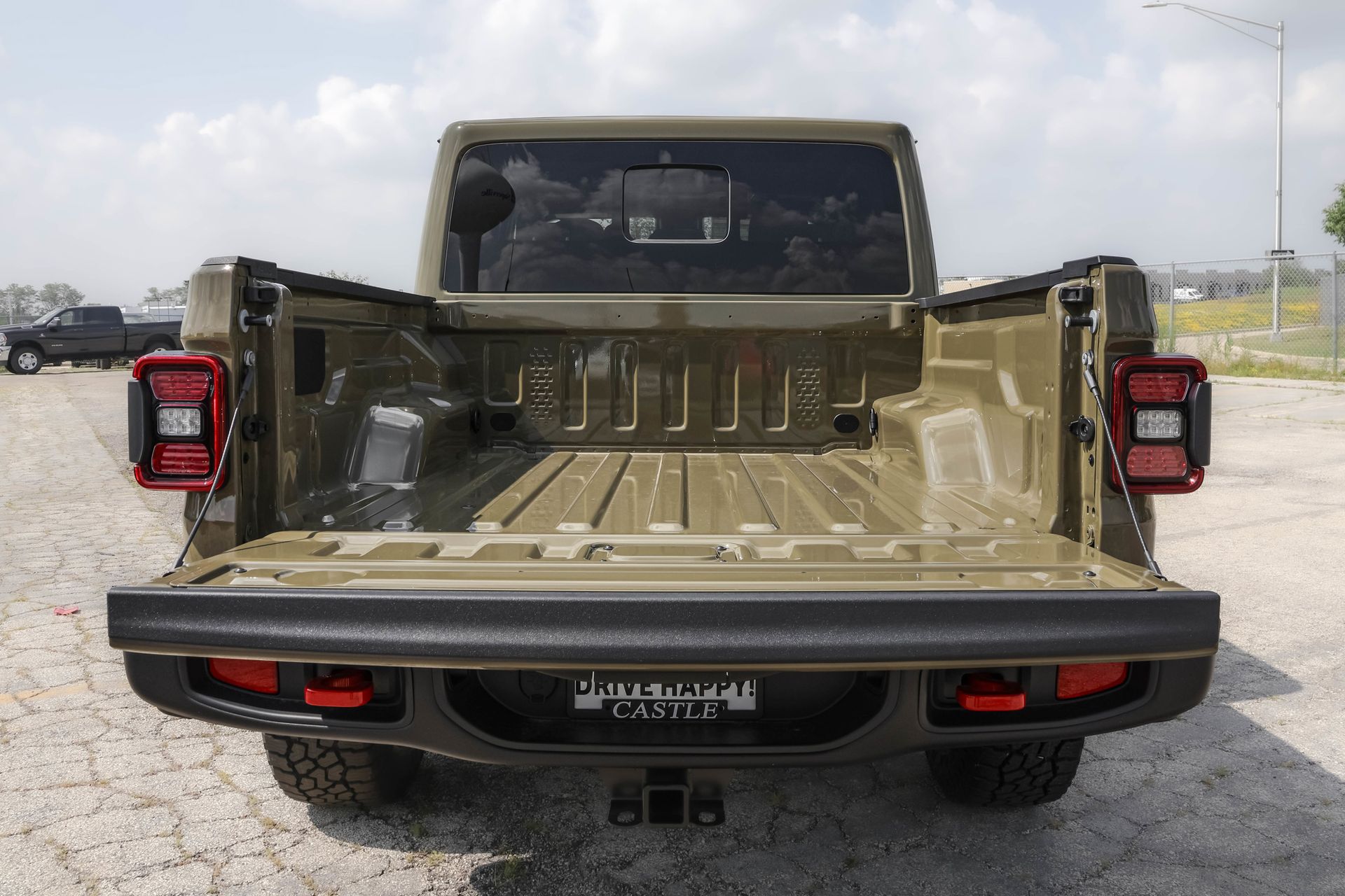 2025 JEEP GLADIATOR - Image 12