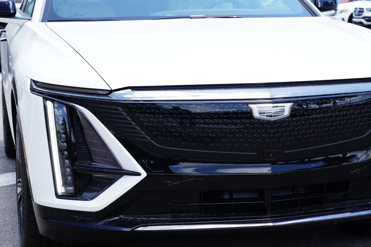 2024 Cadillac LYRIQ Sport 10