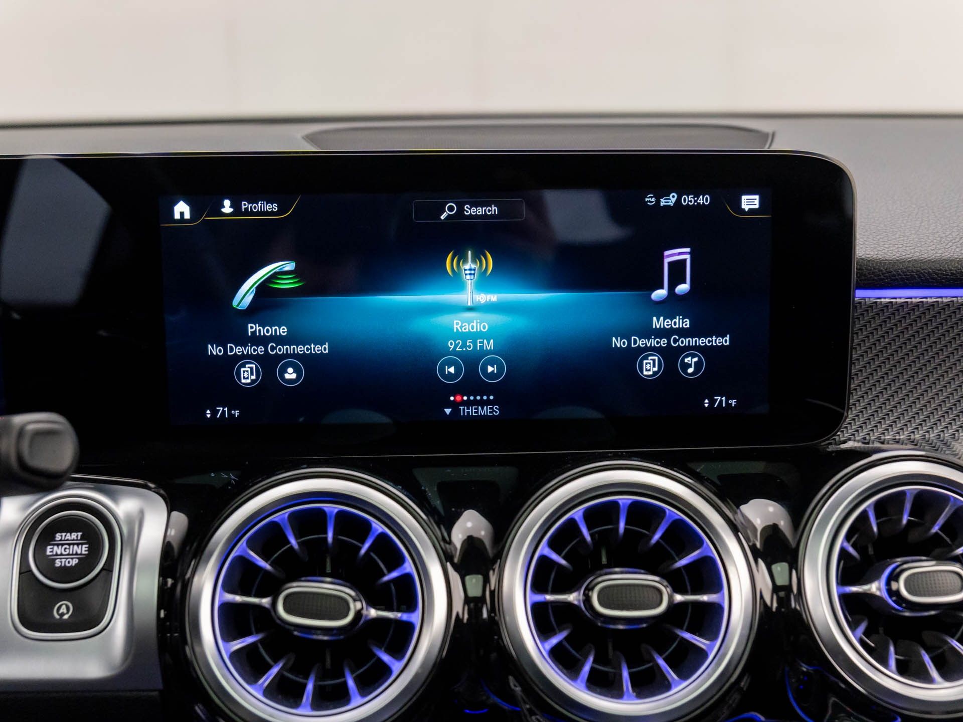 2022 Mercedes-Benz GLB GLB 35 AMG photo