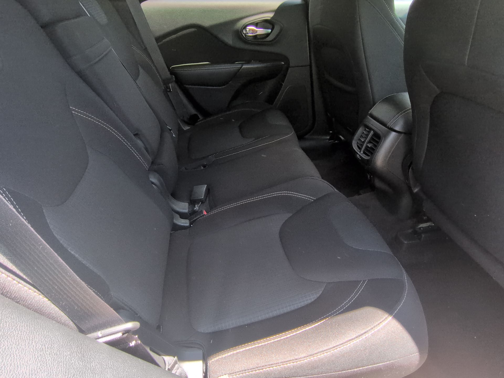 used 2016 Jeep Cherokee car, priced at $9,270