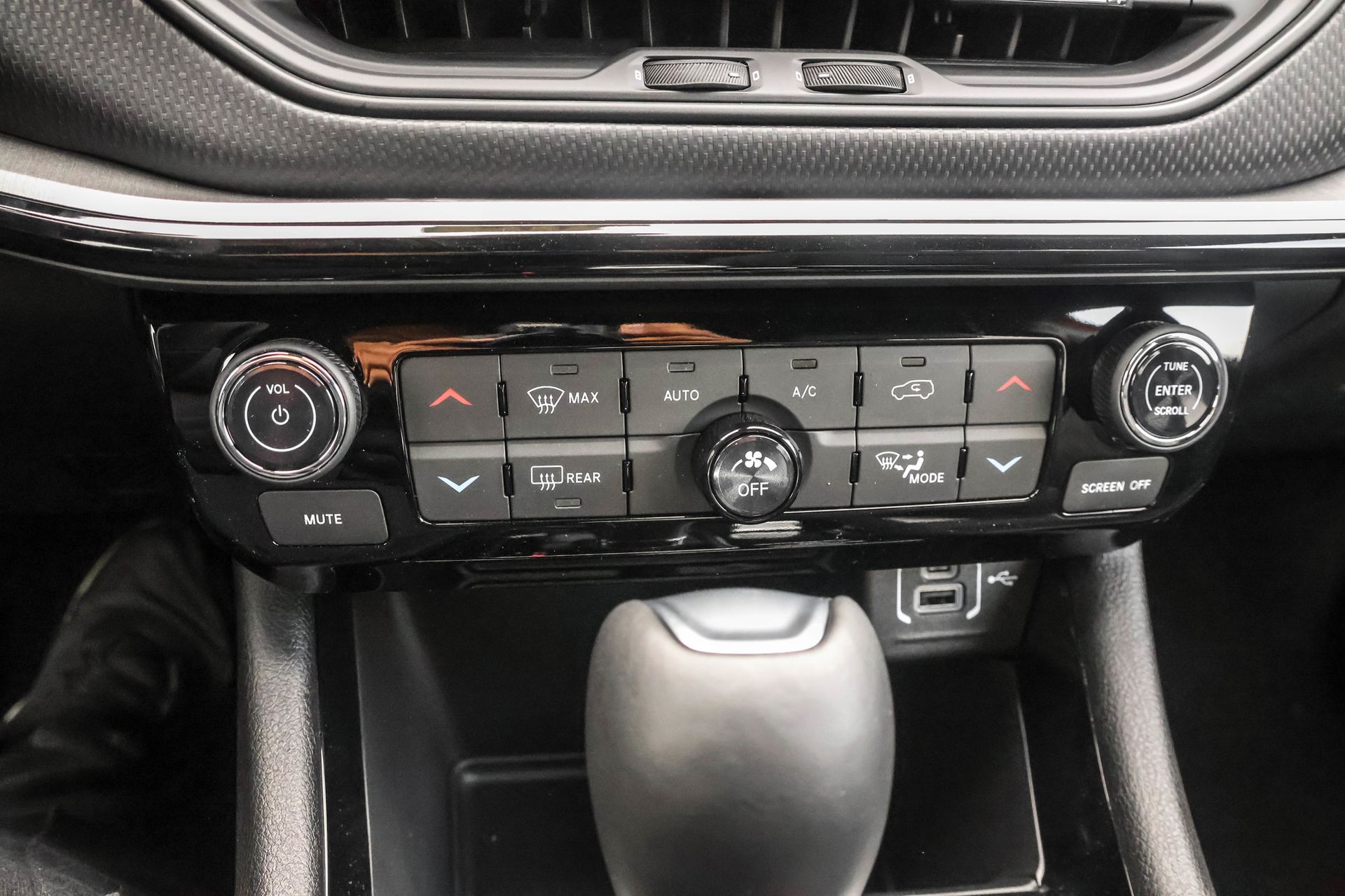 2026 JEEP COMPASS - Image 17