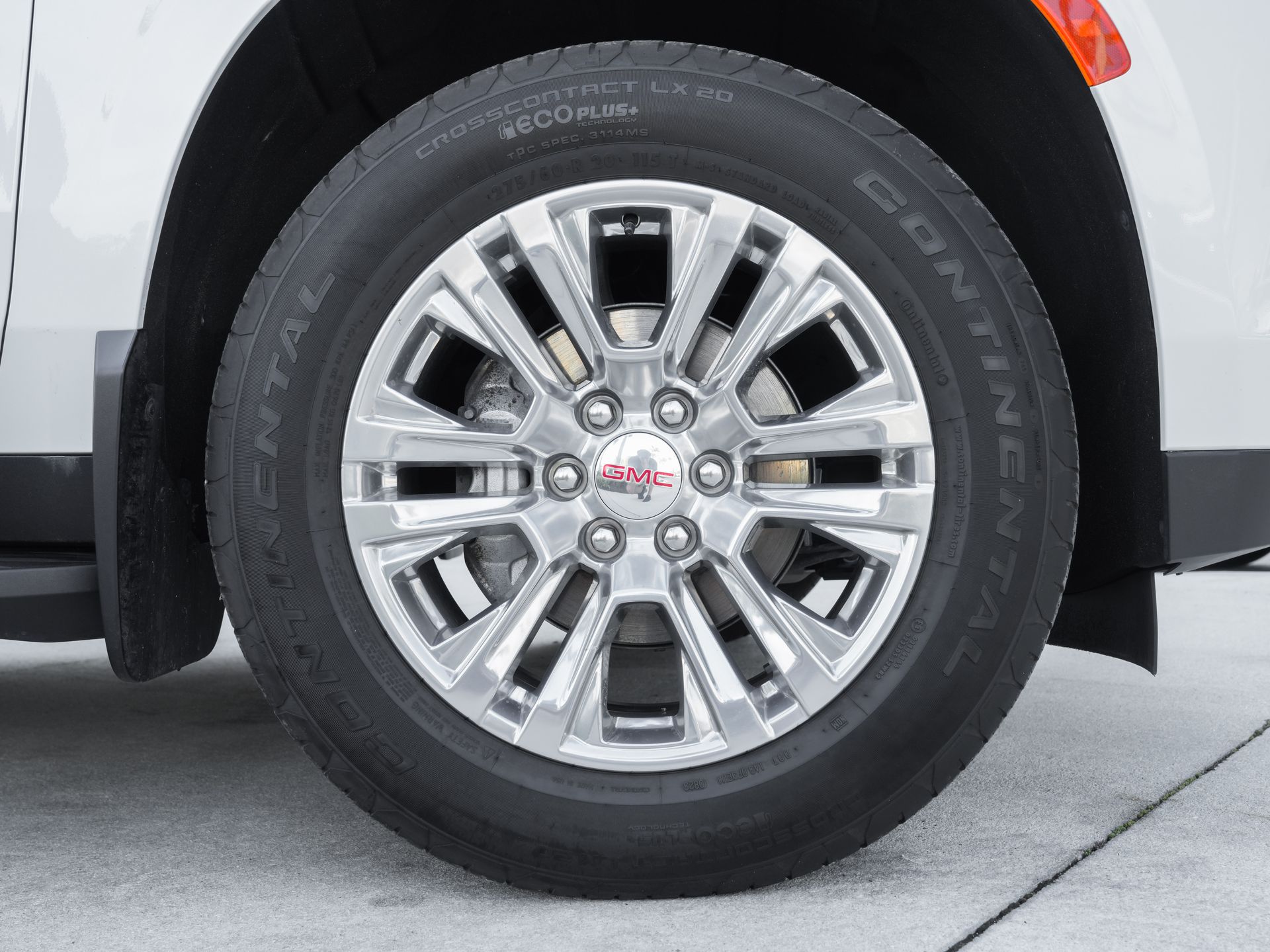 used 2023 GMC Yukon car, priced at $65,400