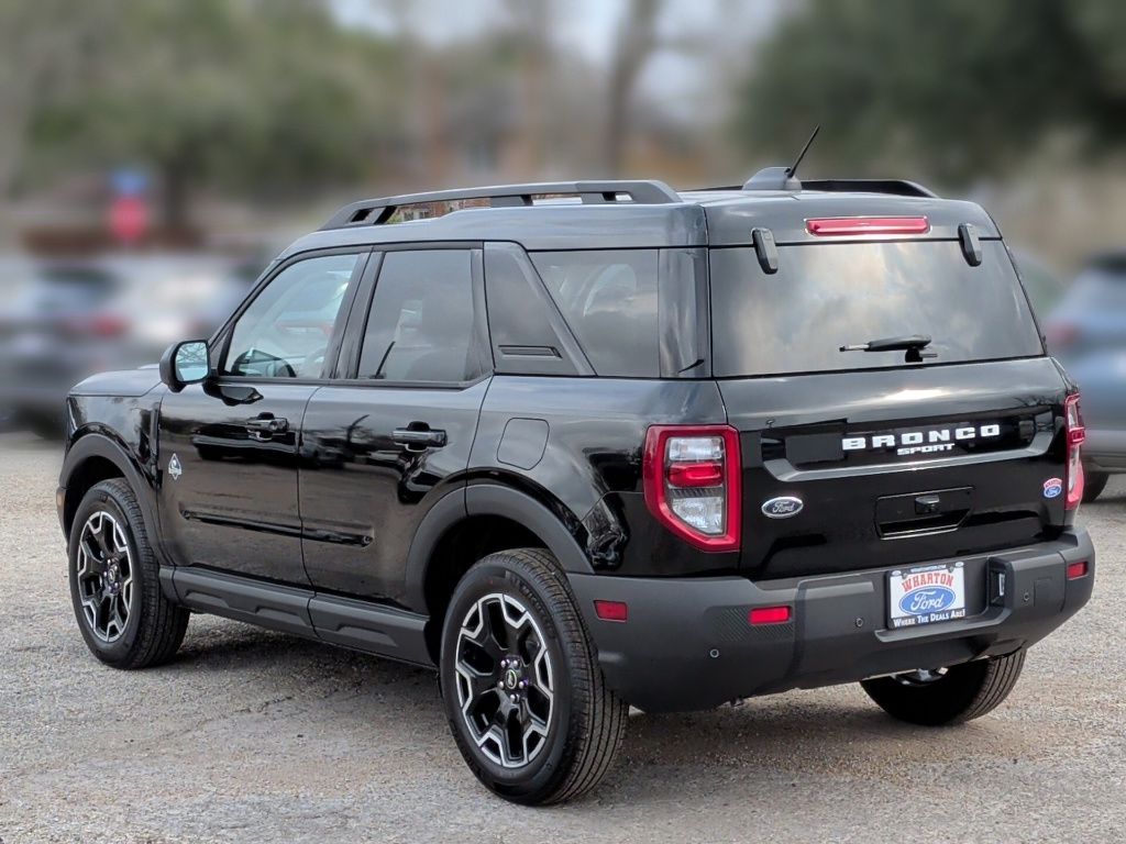 2025 Ford Bronco Sport Outer Banks - 2