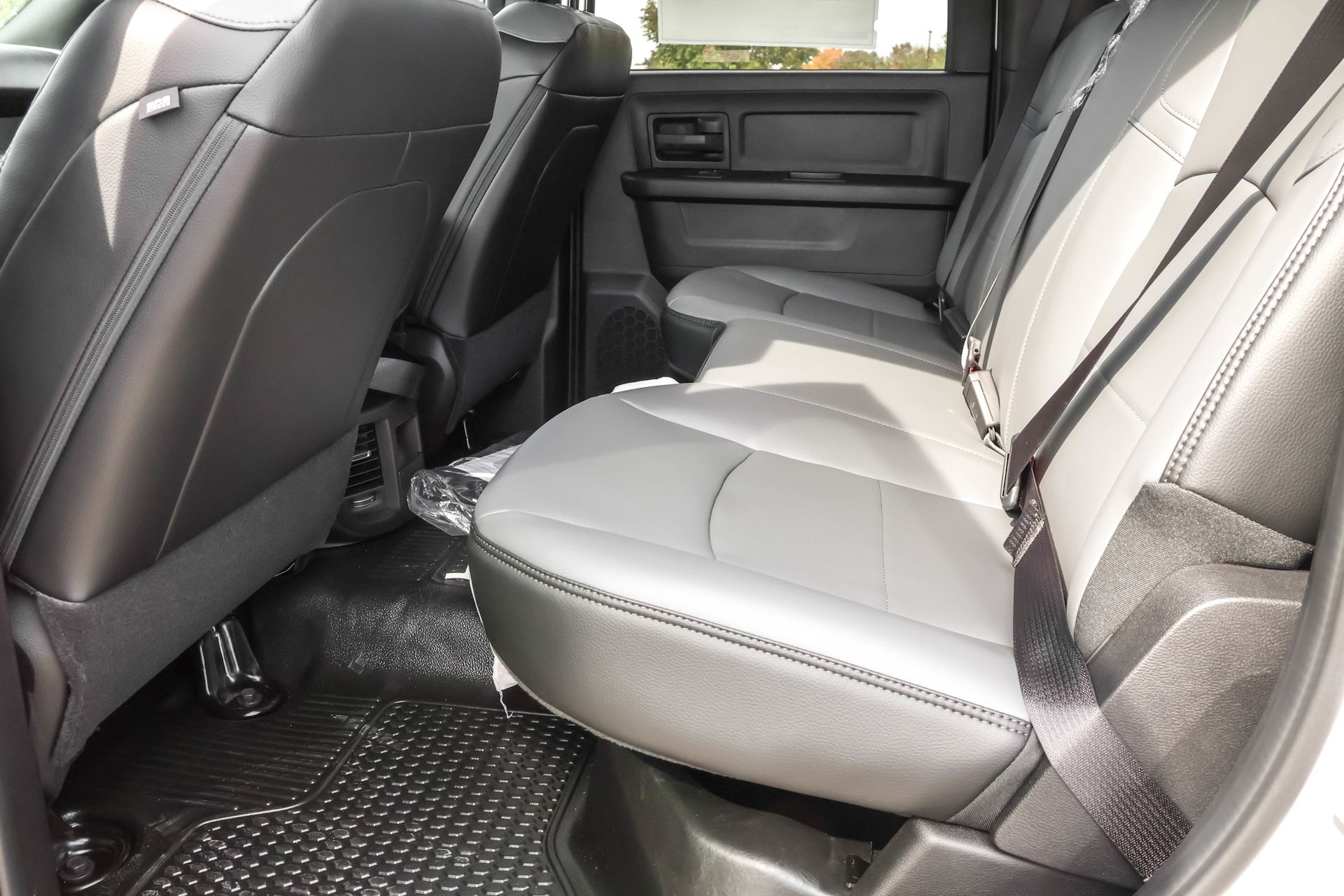 2026 RAM 3500 - Image 14