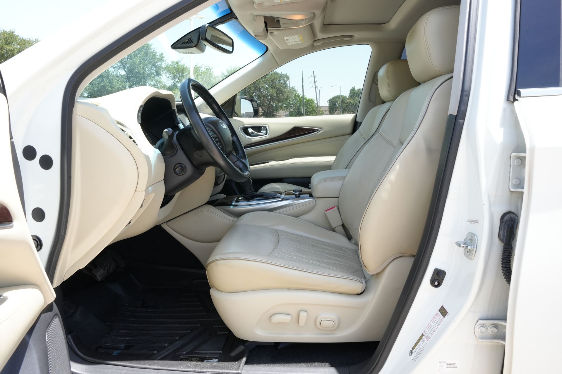 2016 INFINITI QX60 Base White at Emmons Autoplex