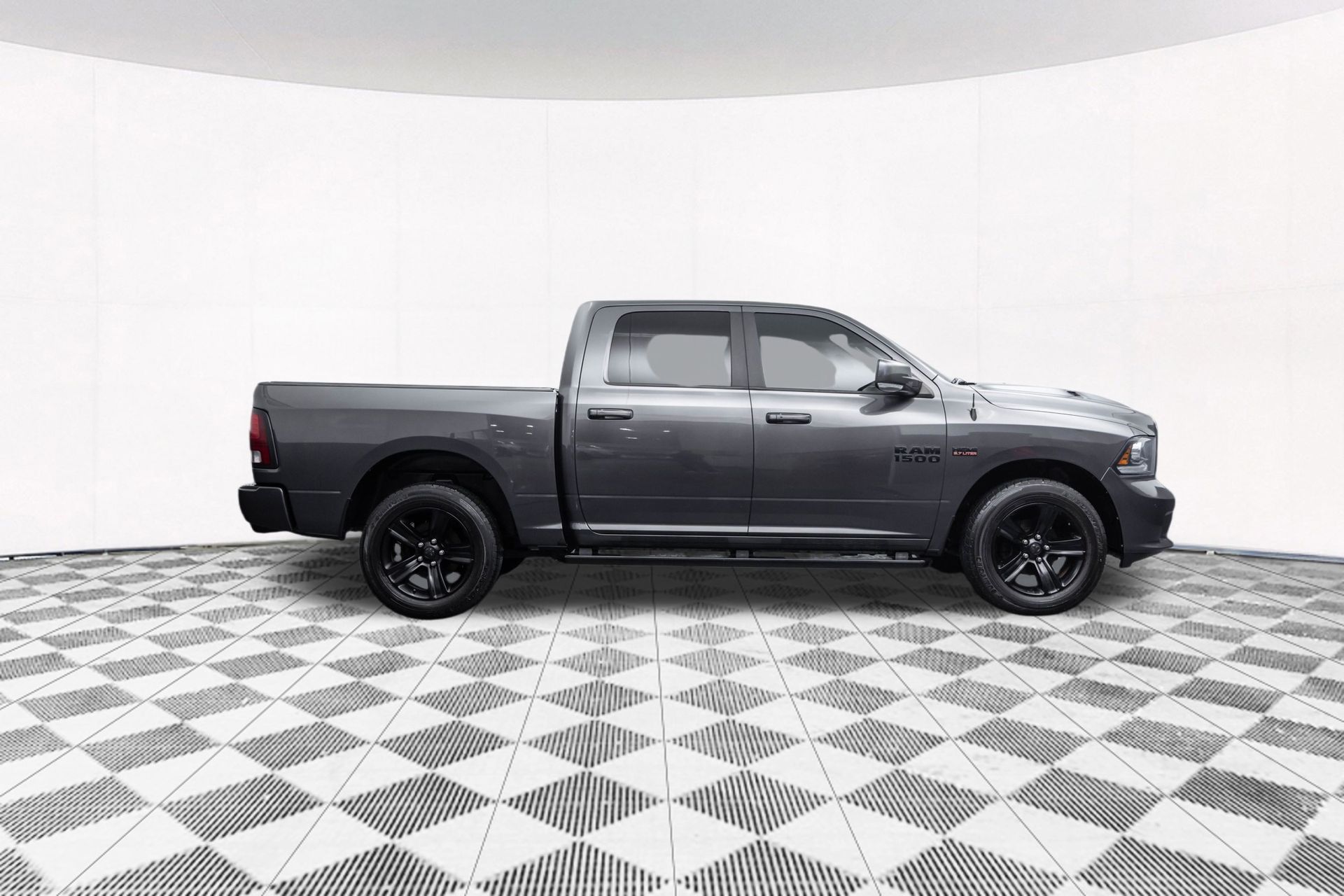 2017 RAM 1500 - Image 14