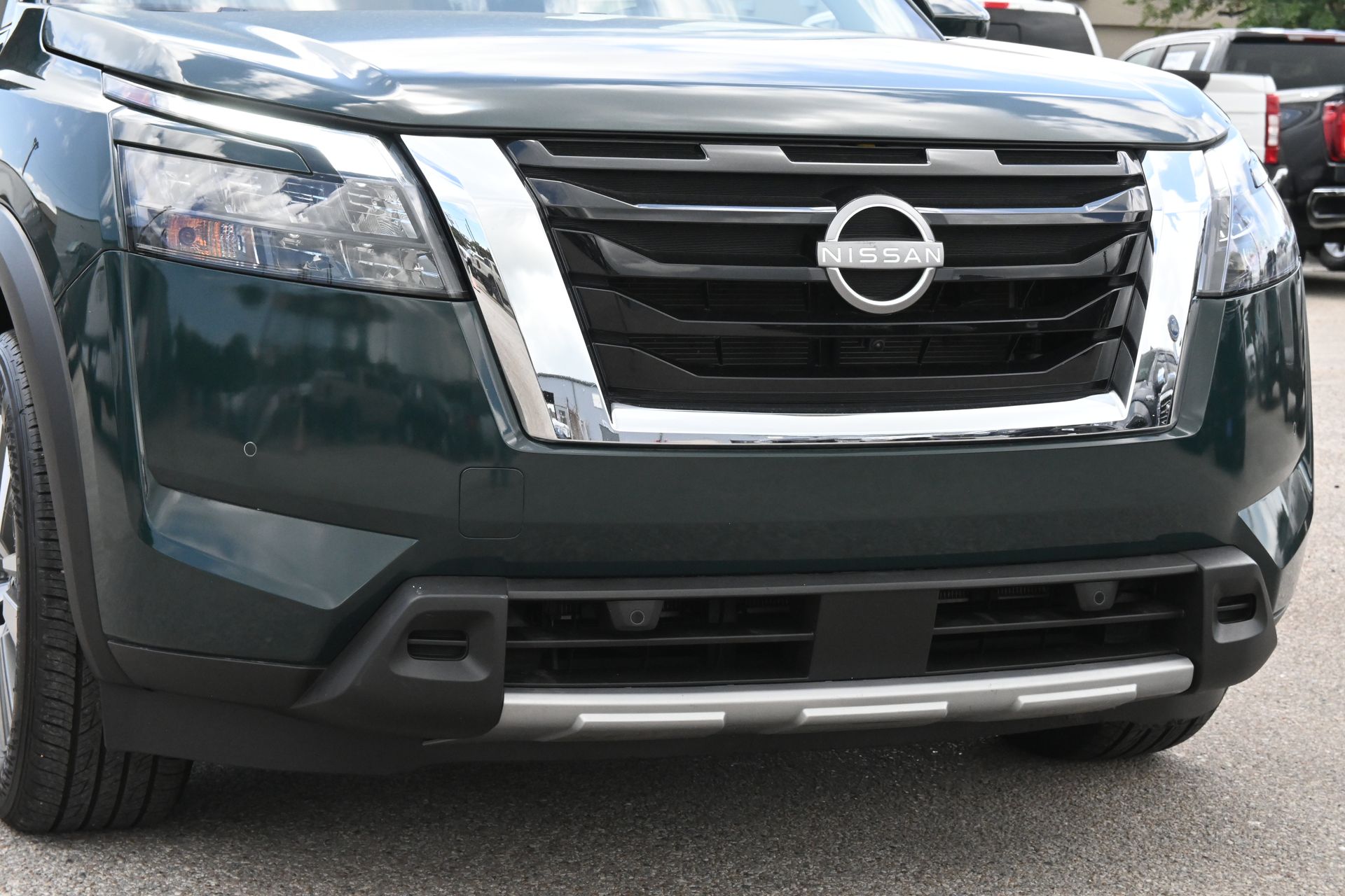 2025 Nissan Pathfinder SL Black at Baytown Hyundai