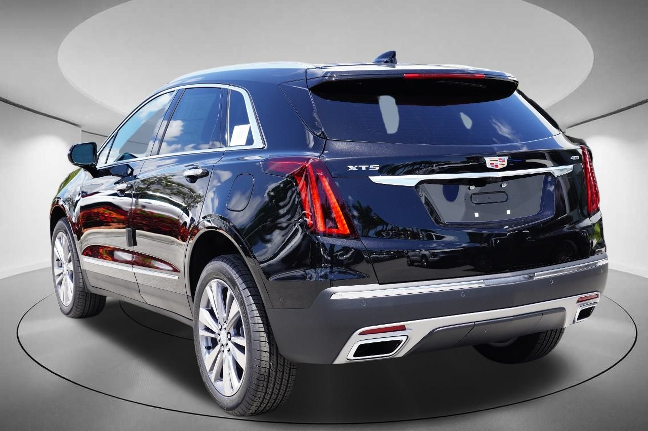 2024 Cadillac XT5 Premium Luxury 3