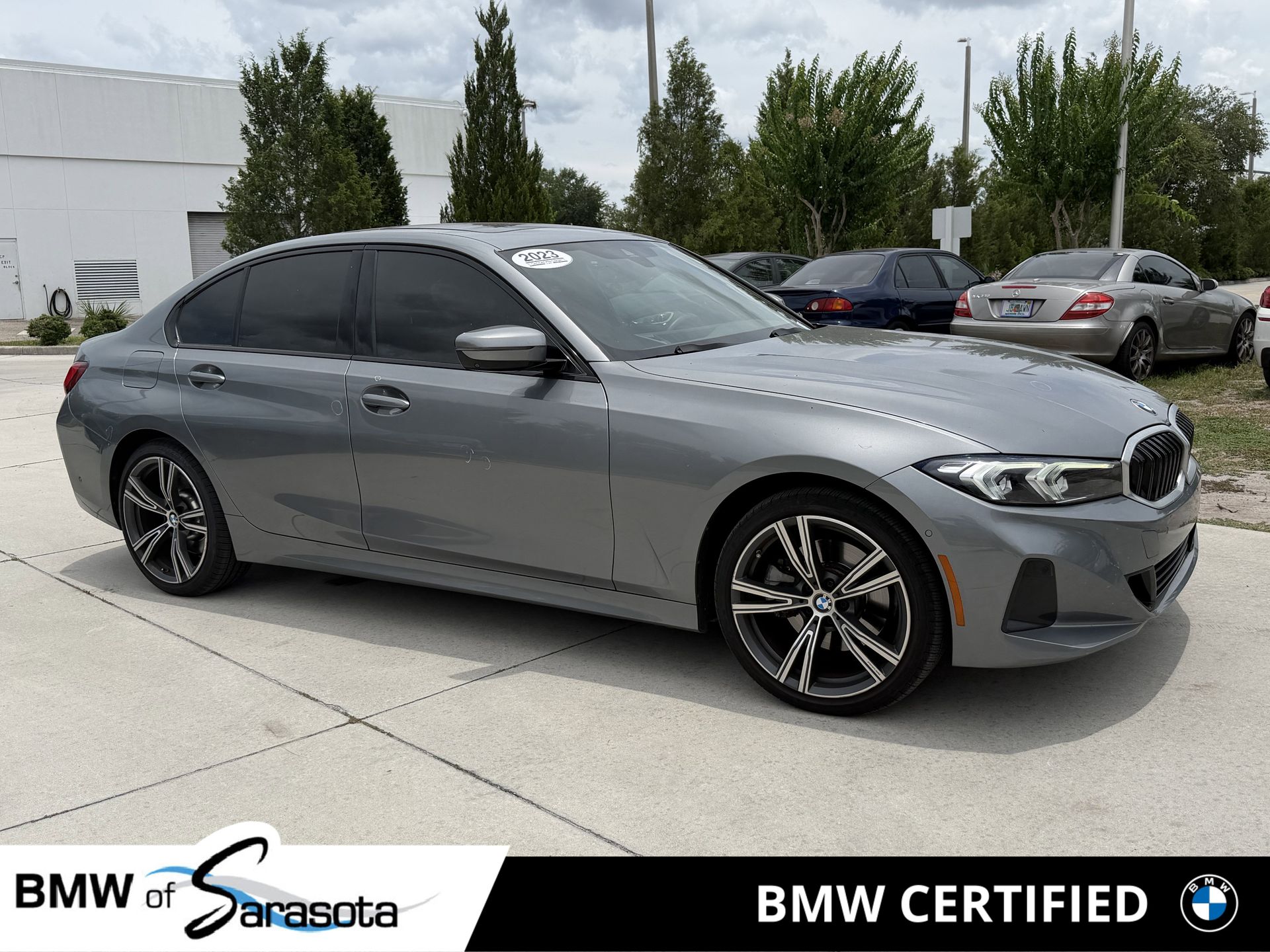 Skyscraper Gray Metallic 2023 BMW 3 Series 330i RWD Sedan Rear-Wheel Drive 8-Speed Automatic