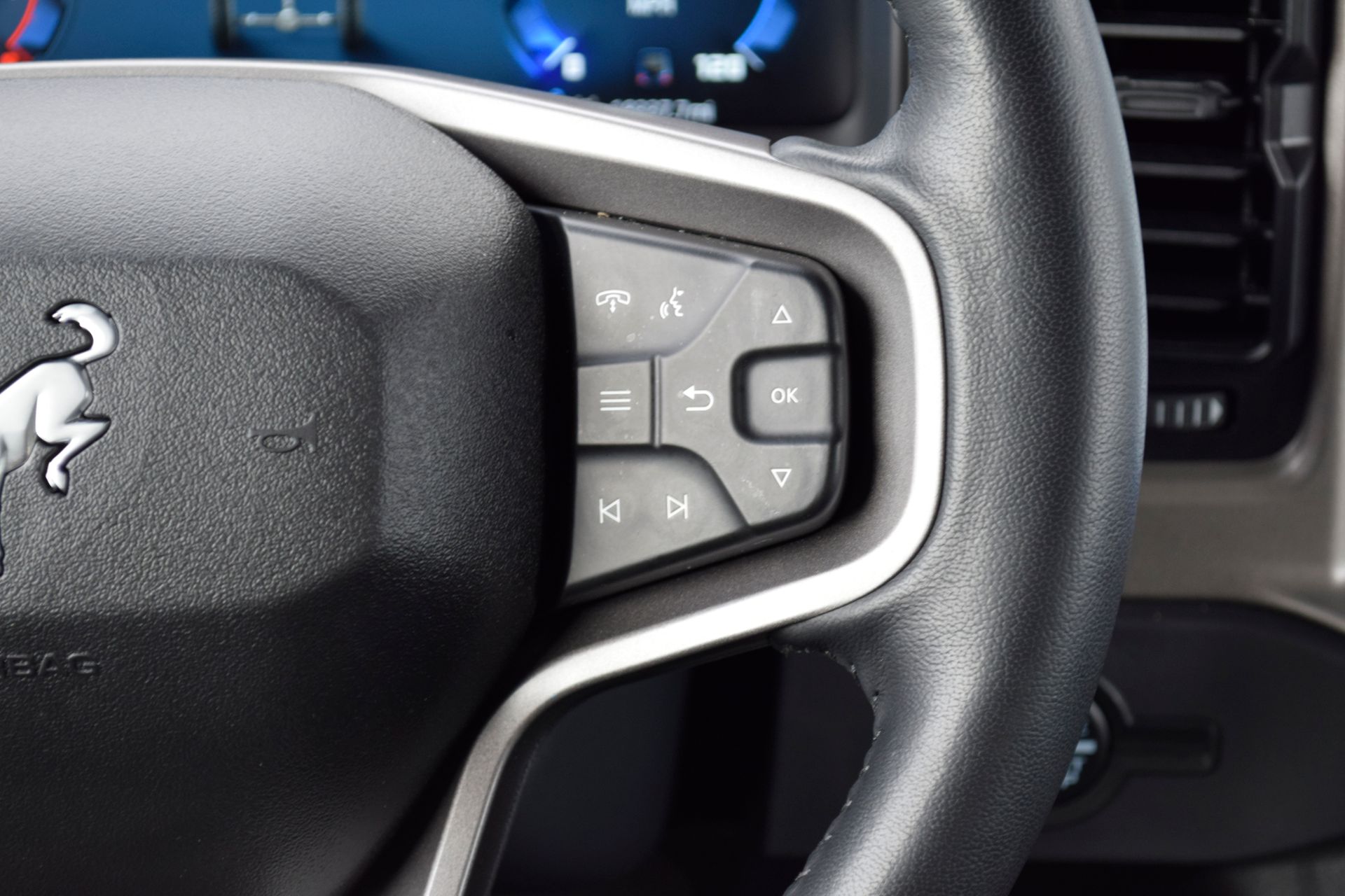 2025 Ford Bronco Outer Banks Gray at DeMontrond Auto Country