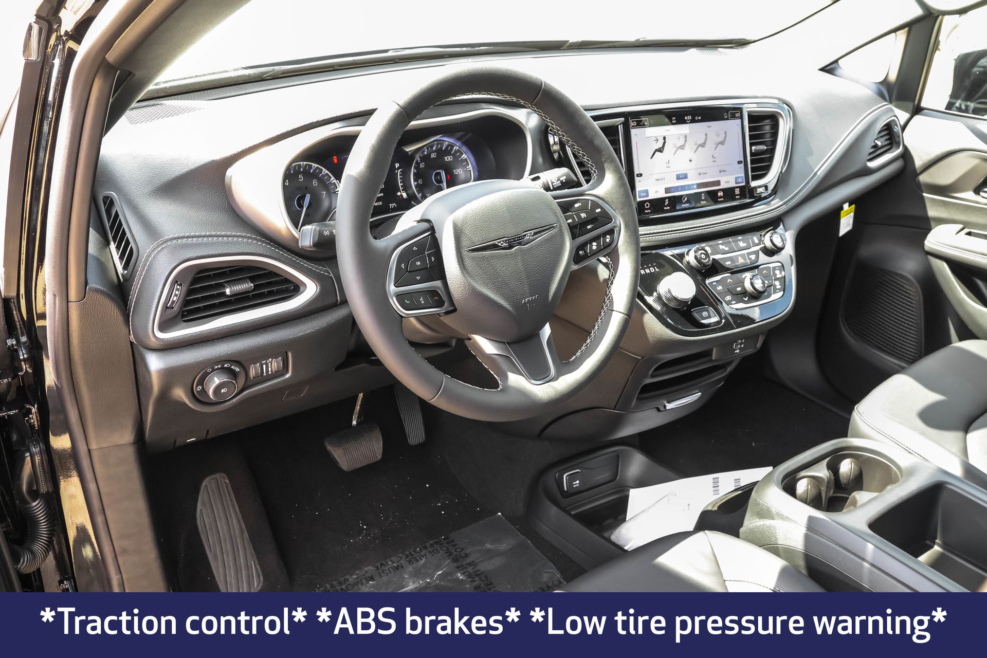 2026 CHRYSLER PACIFICA - Image 4