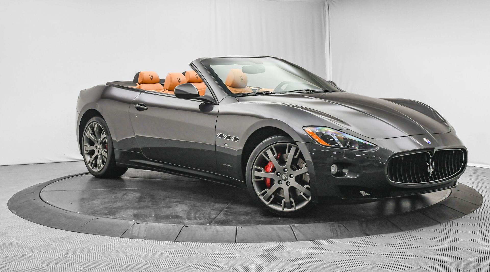 2014 Maserati GranTurismo Base