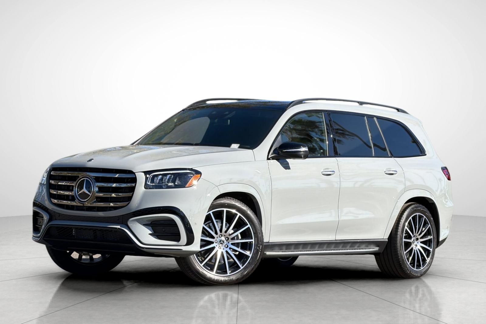 Gray (MANUFAKTUR Alpine Grey) 2026 Mercedes-Benz GLS SUV / Crossover All-Wheel Drive 9-Speed Automatic