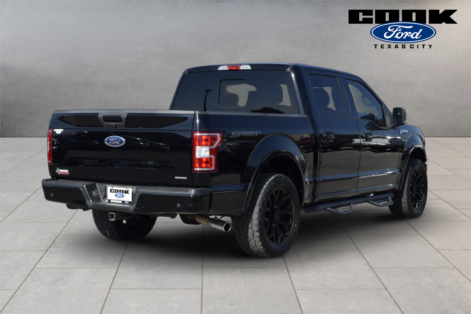 2018 Ford F-150 XLT Black at Autostrade