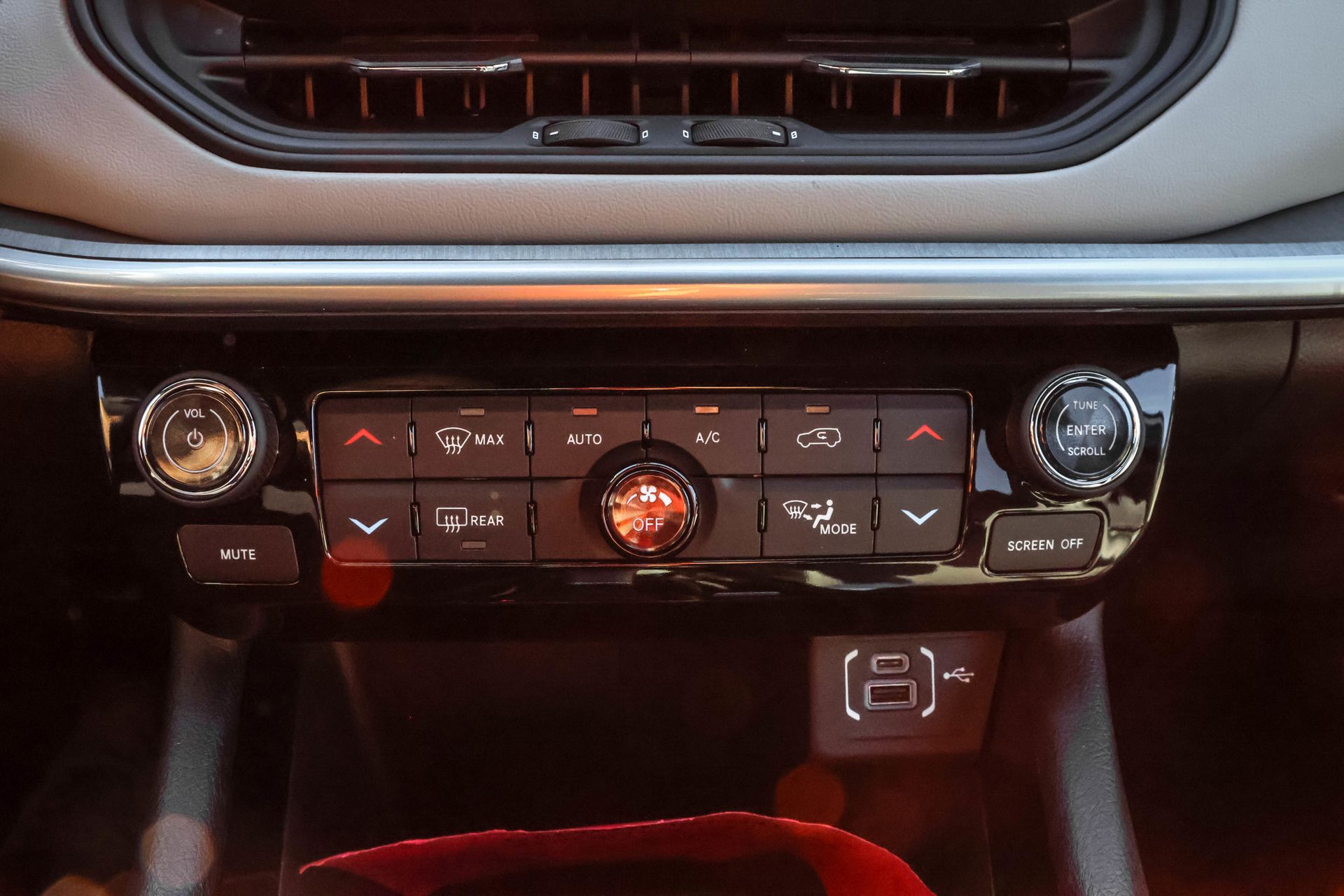 2026 JEEP COMPASS - Image 18