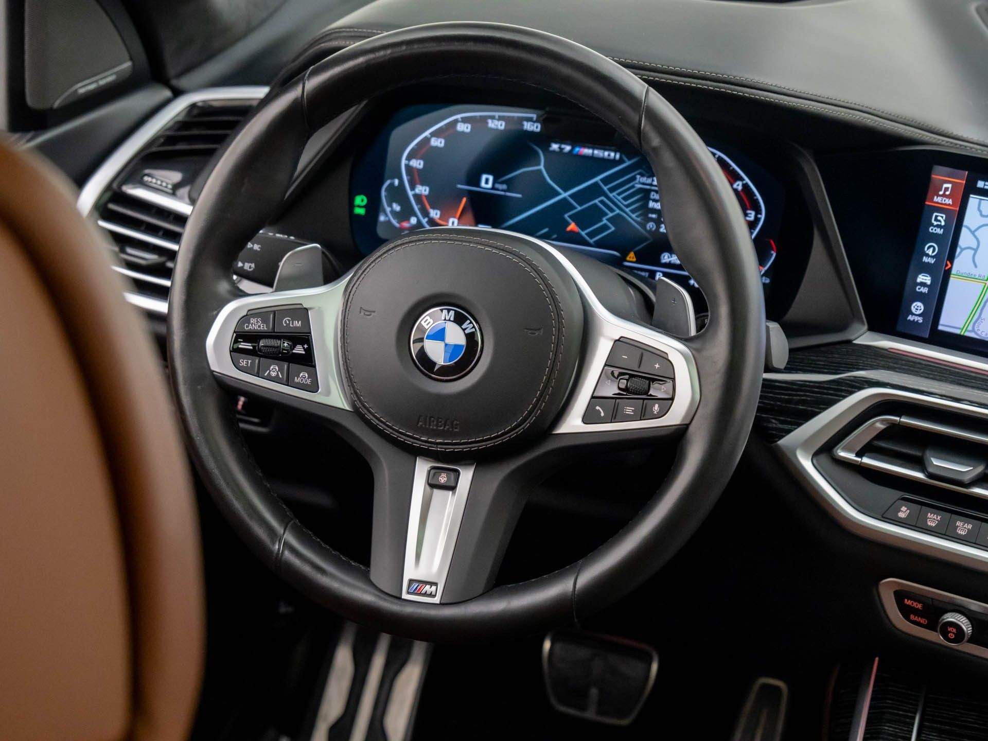 2022 BMW X7 M50i photo