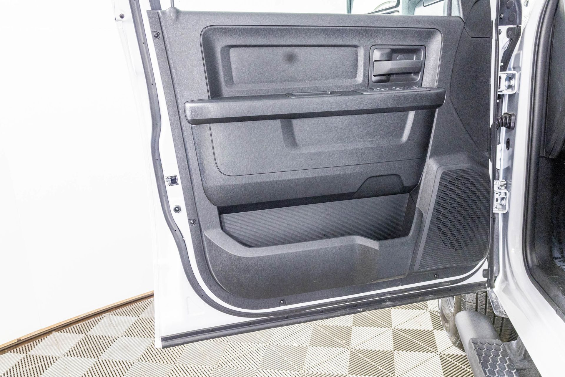 2026 RAM 3500 - Image 14