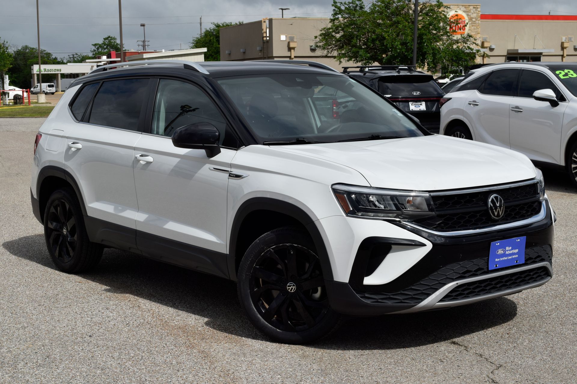 2024 Volkswagen Taos 1.5T SE White at Texan Dodge Chrysler Jeep Ram