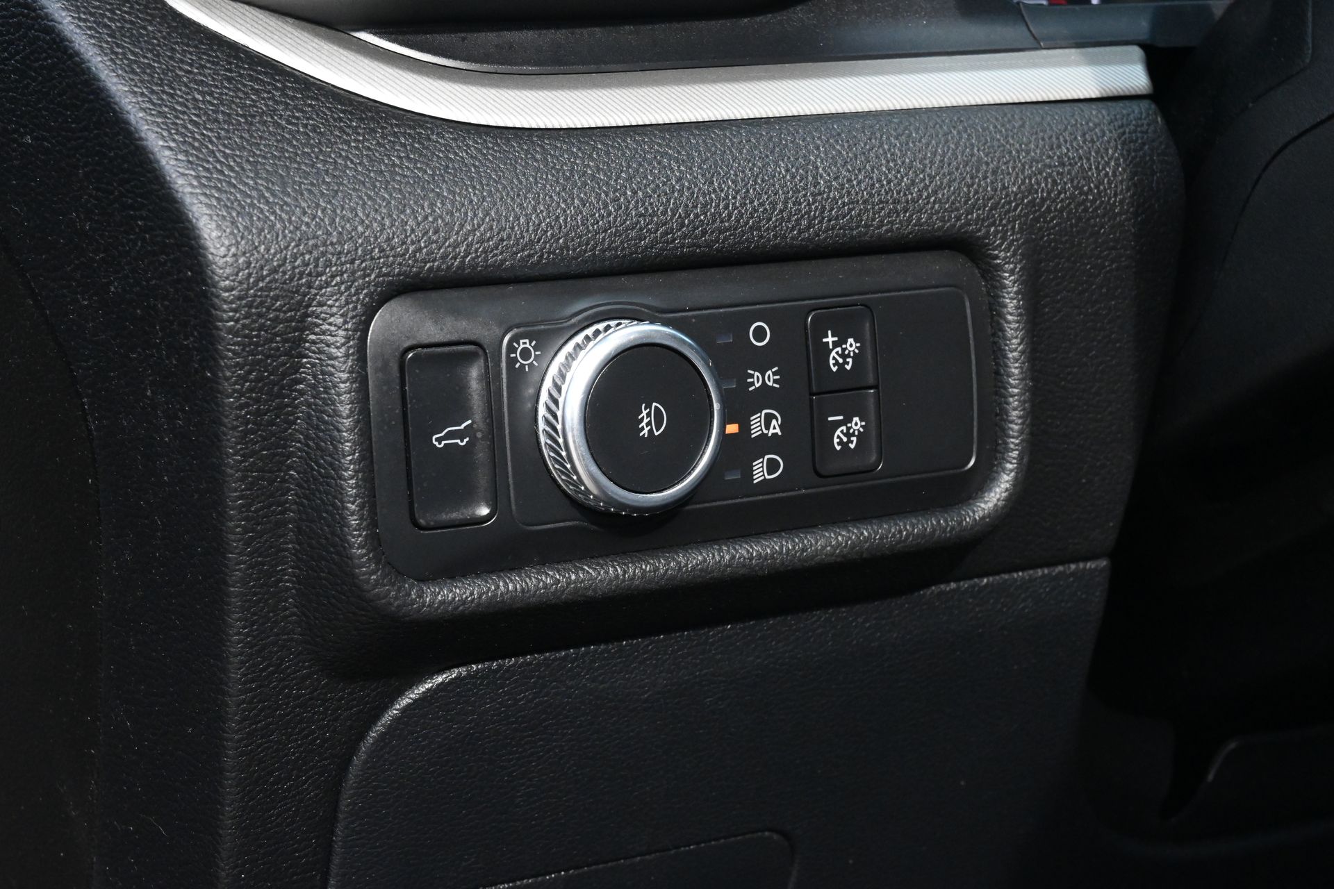 2021 Ford Explorer XLT Black at North Houston Mitsubishi